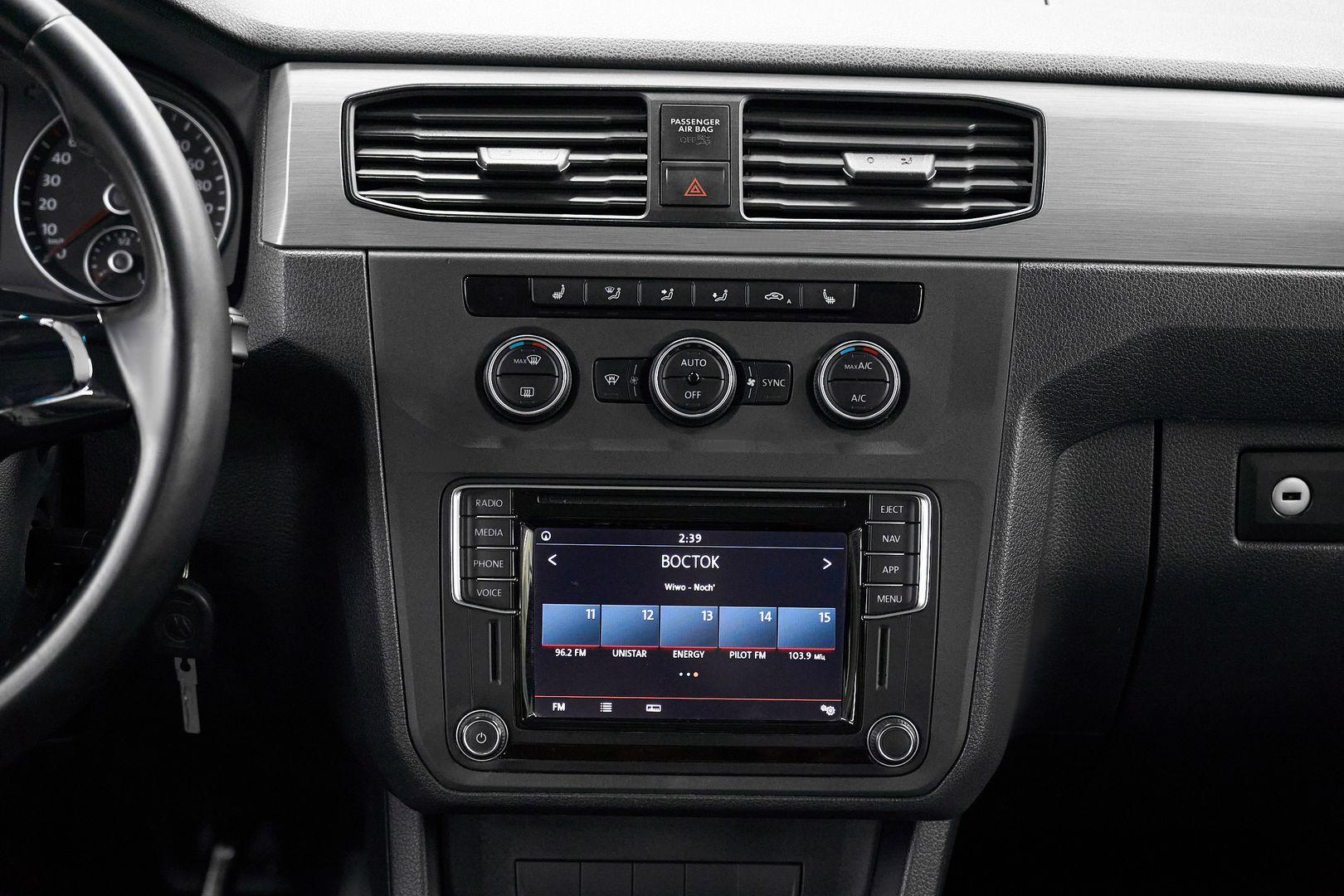 Volkswagen Caddy 2018, белый