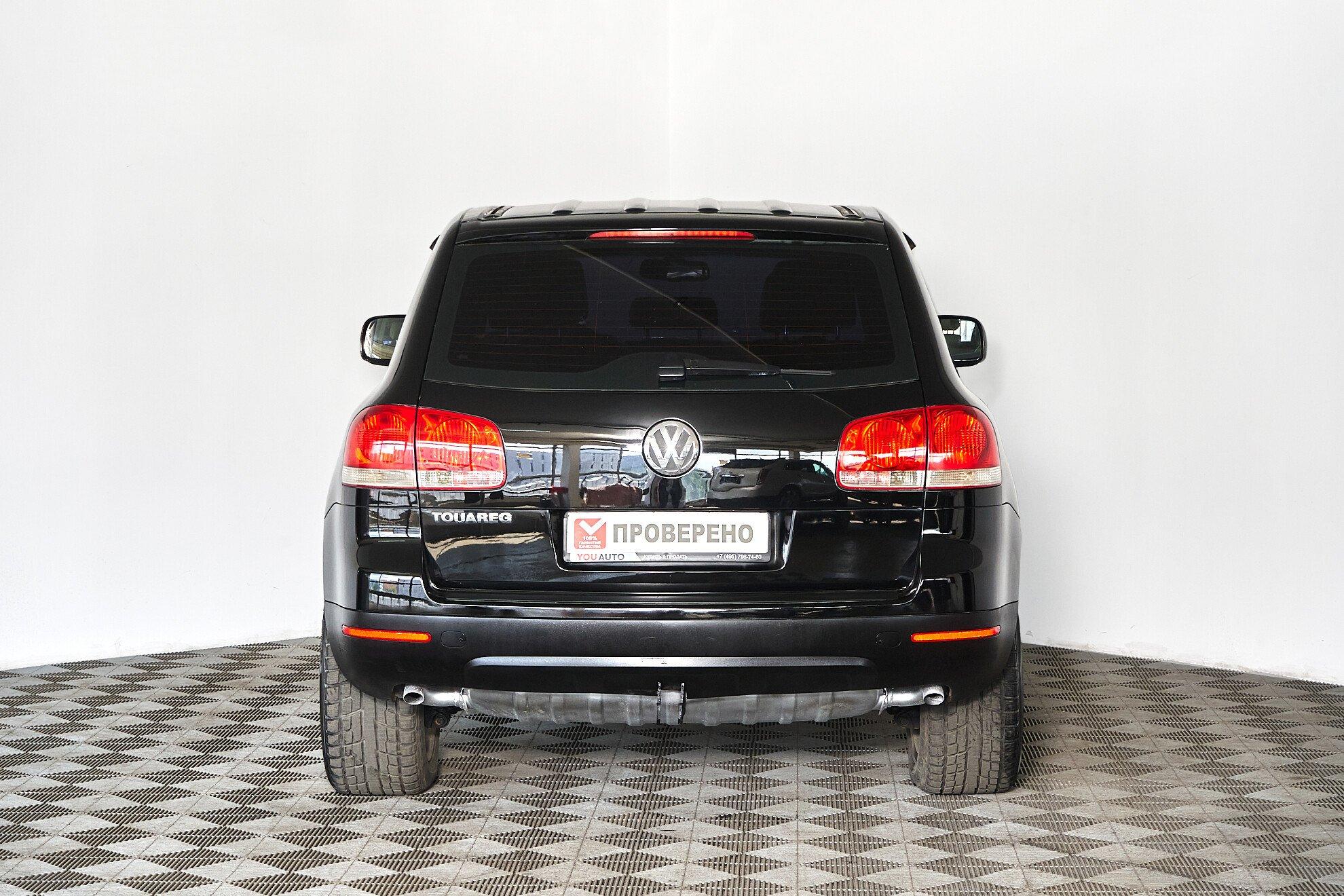 Volkswagen Touareg 2006, черный