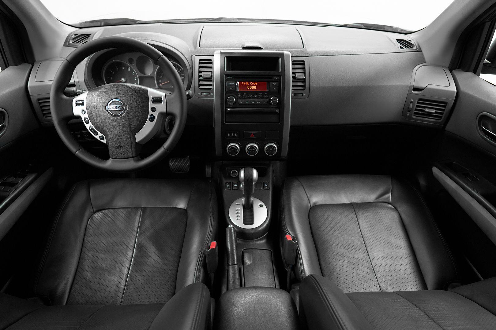 Nissan X-Trail 2008, серый