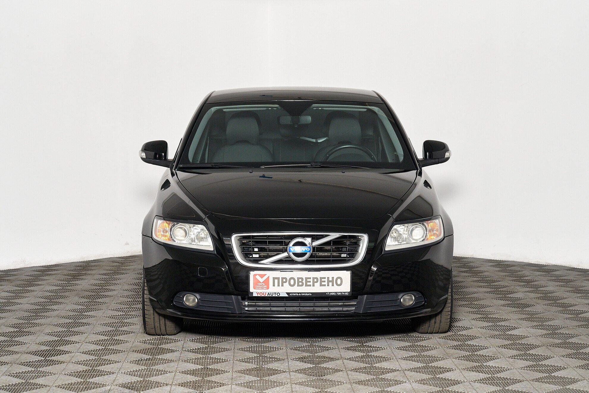 Volvo S40 2012, черный