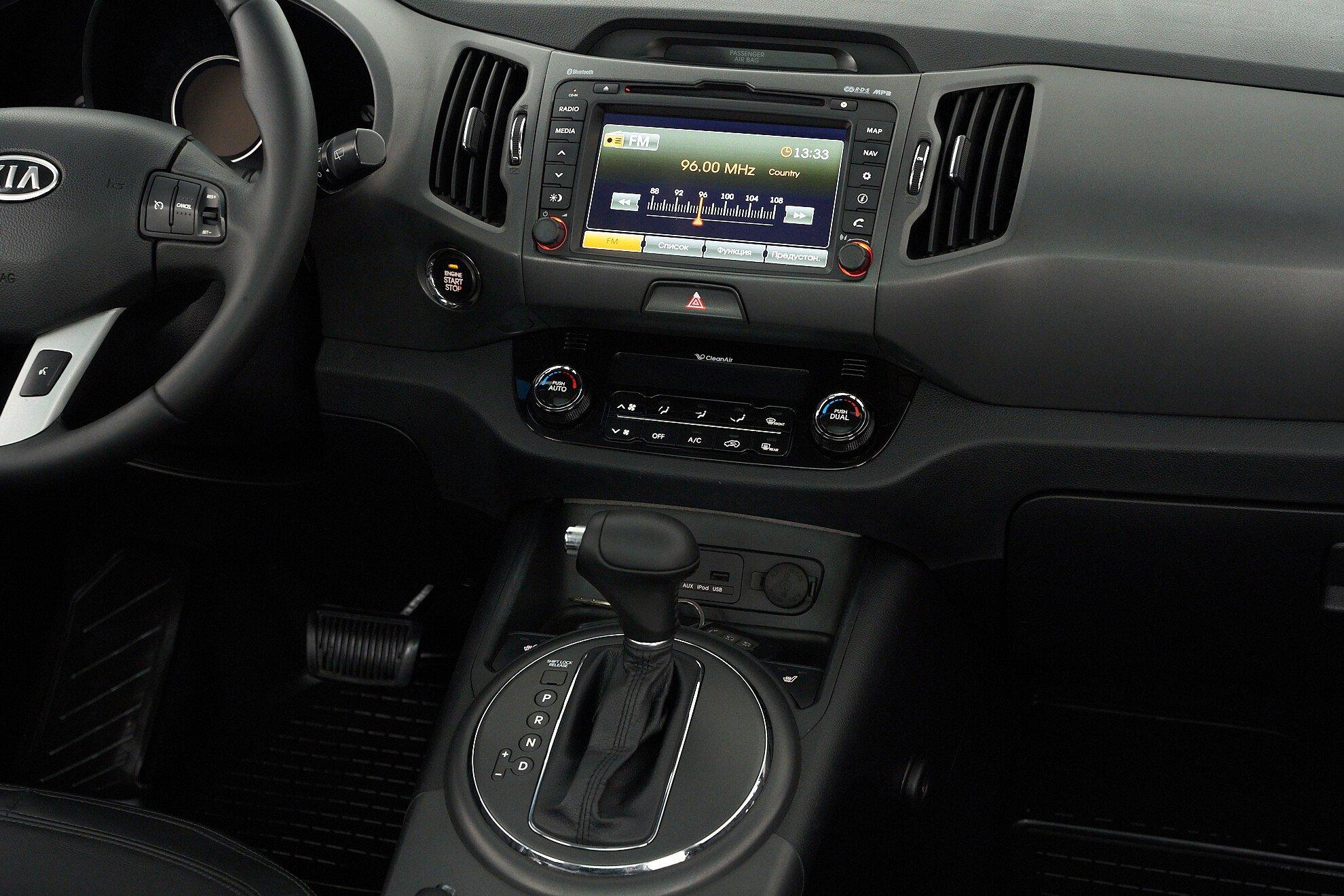 Kia Sportage 2011, серебряный