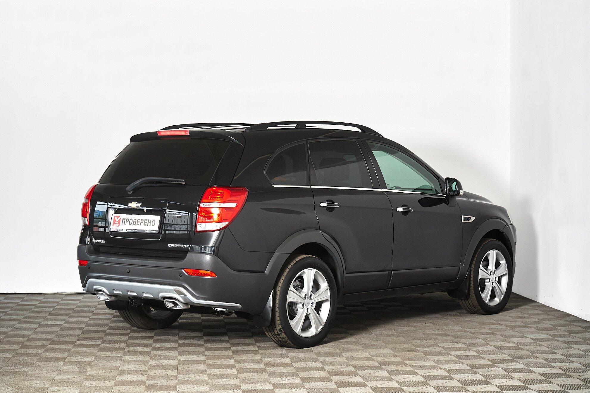Chevrolet Captiva 2015, черный