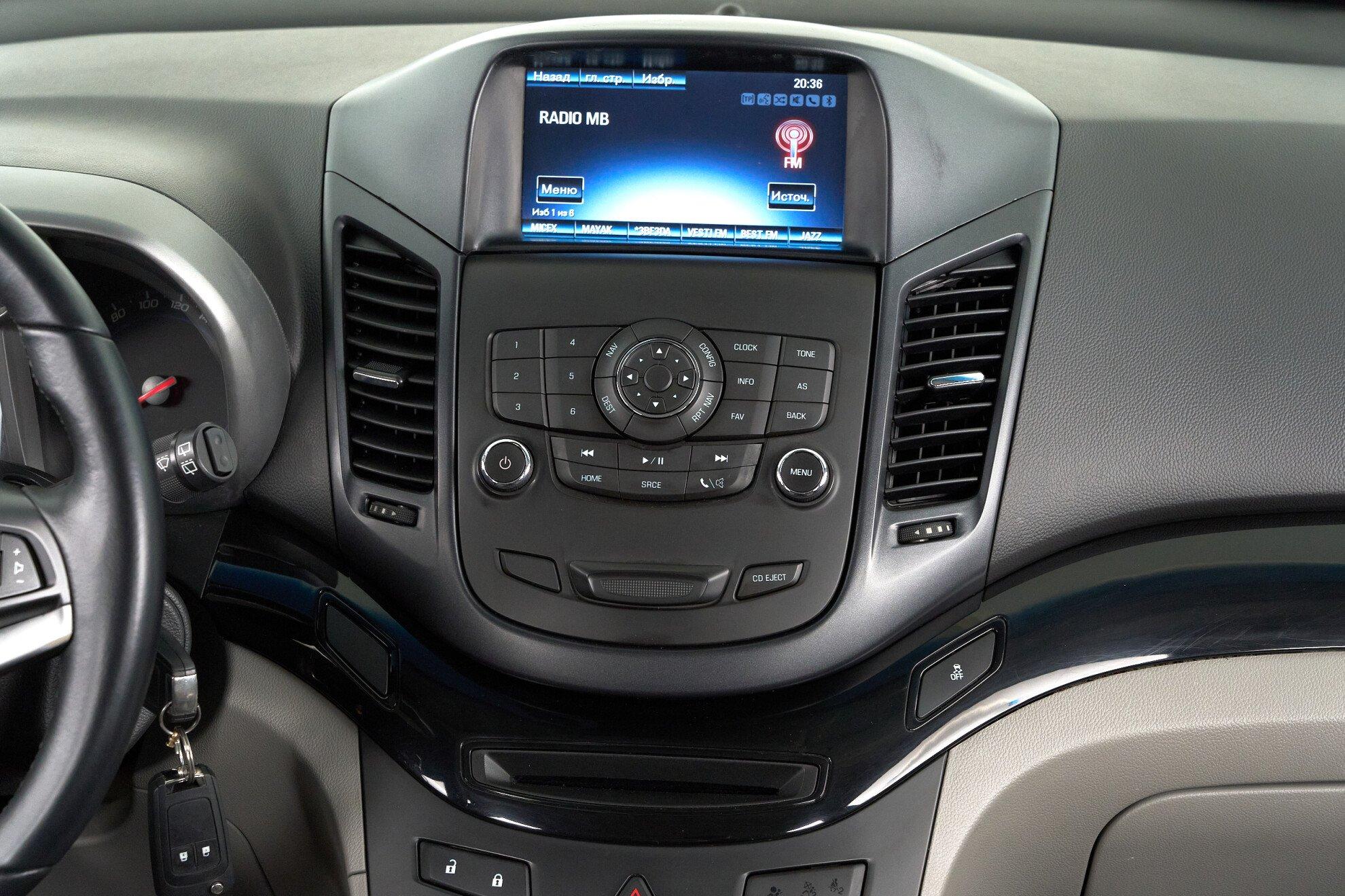 Chevrolet Orlando 2014, черный