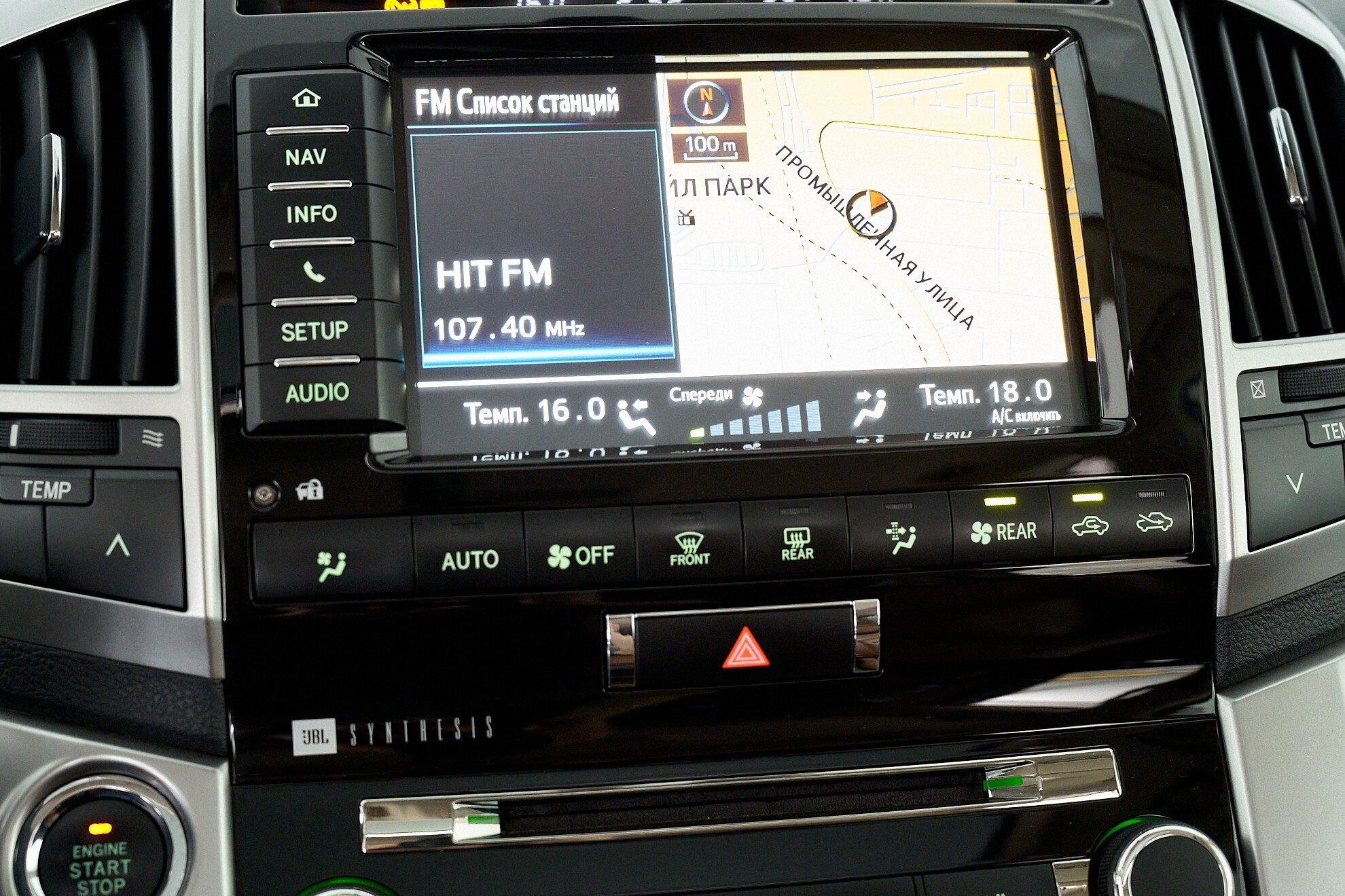 Toyota Land Cruiser 2014, черный