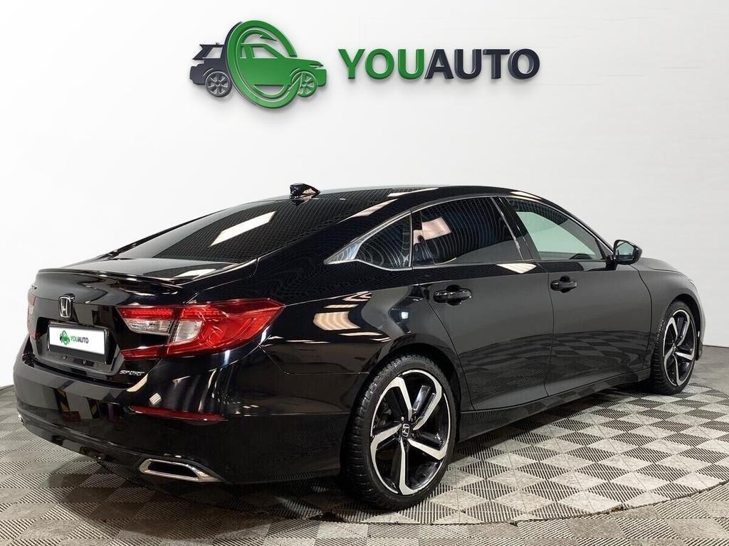 Honda Accord 2019, черный