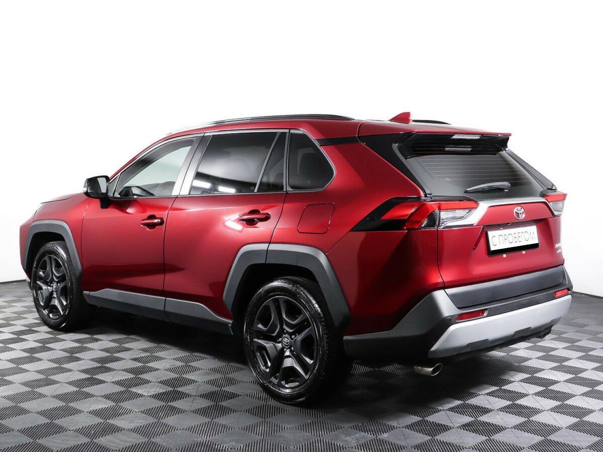 Toyota RAV4 2023, красный