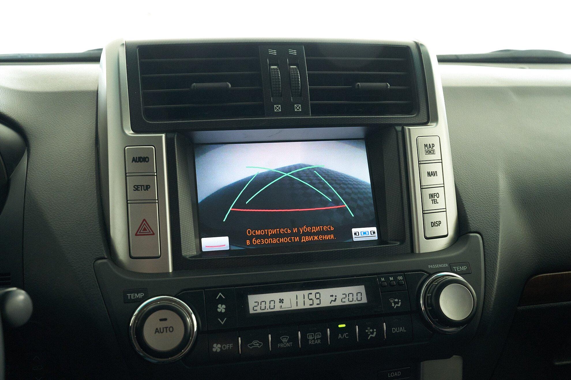 Toyota Land Cruiser Prado 2011, серый