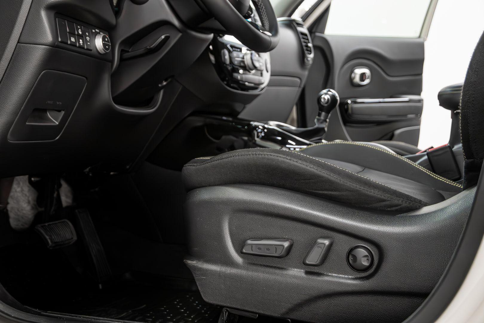 Kia Soul 2015, бежевый