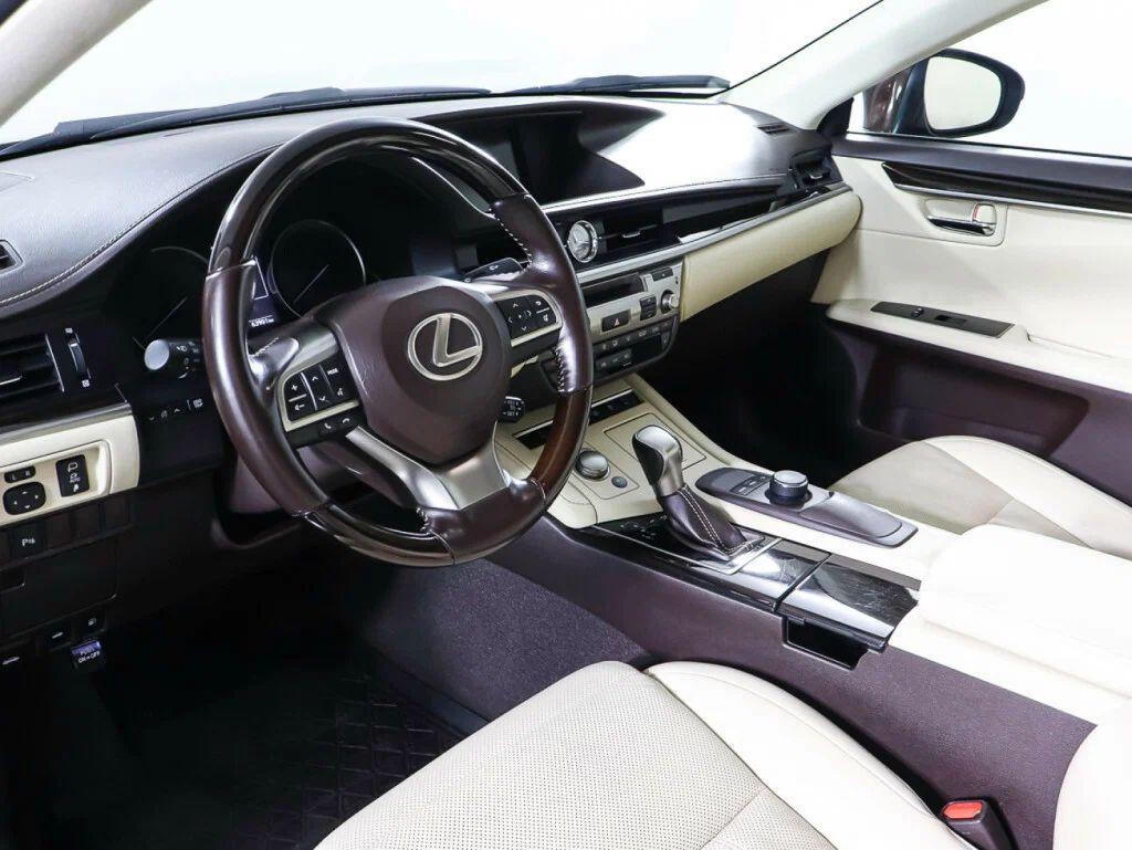 Lexus ES 2015, коричневый
