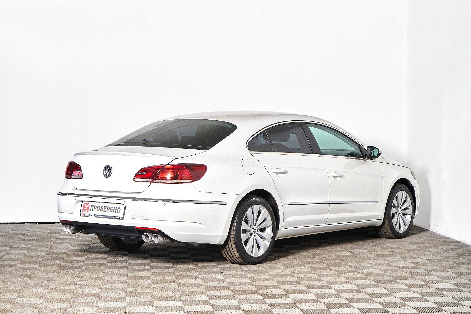 Volkswagen Passat CC 2012, белый