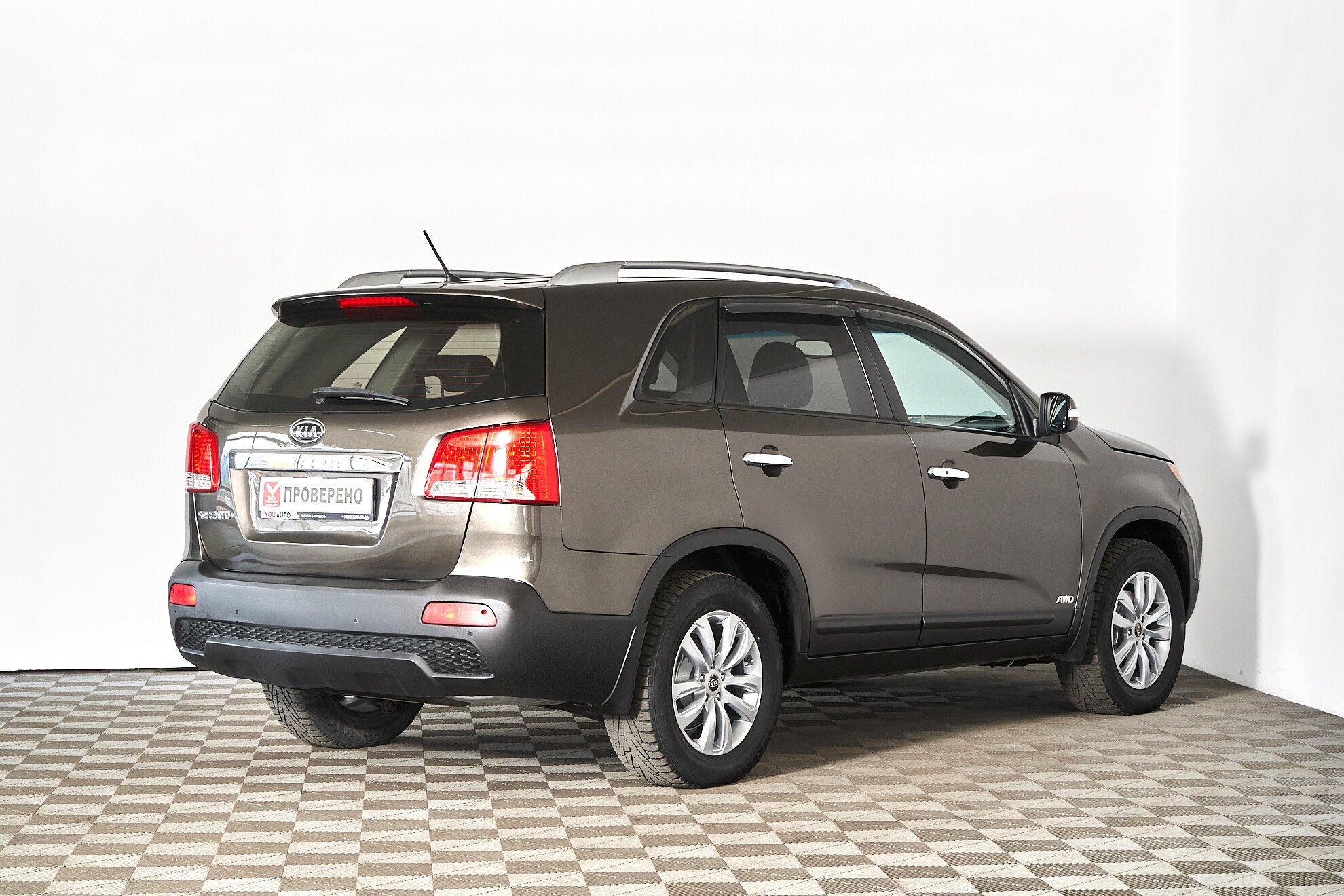 Kia Sorento 2011, коричневый