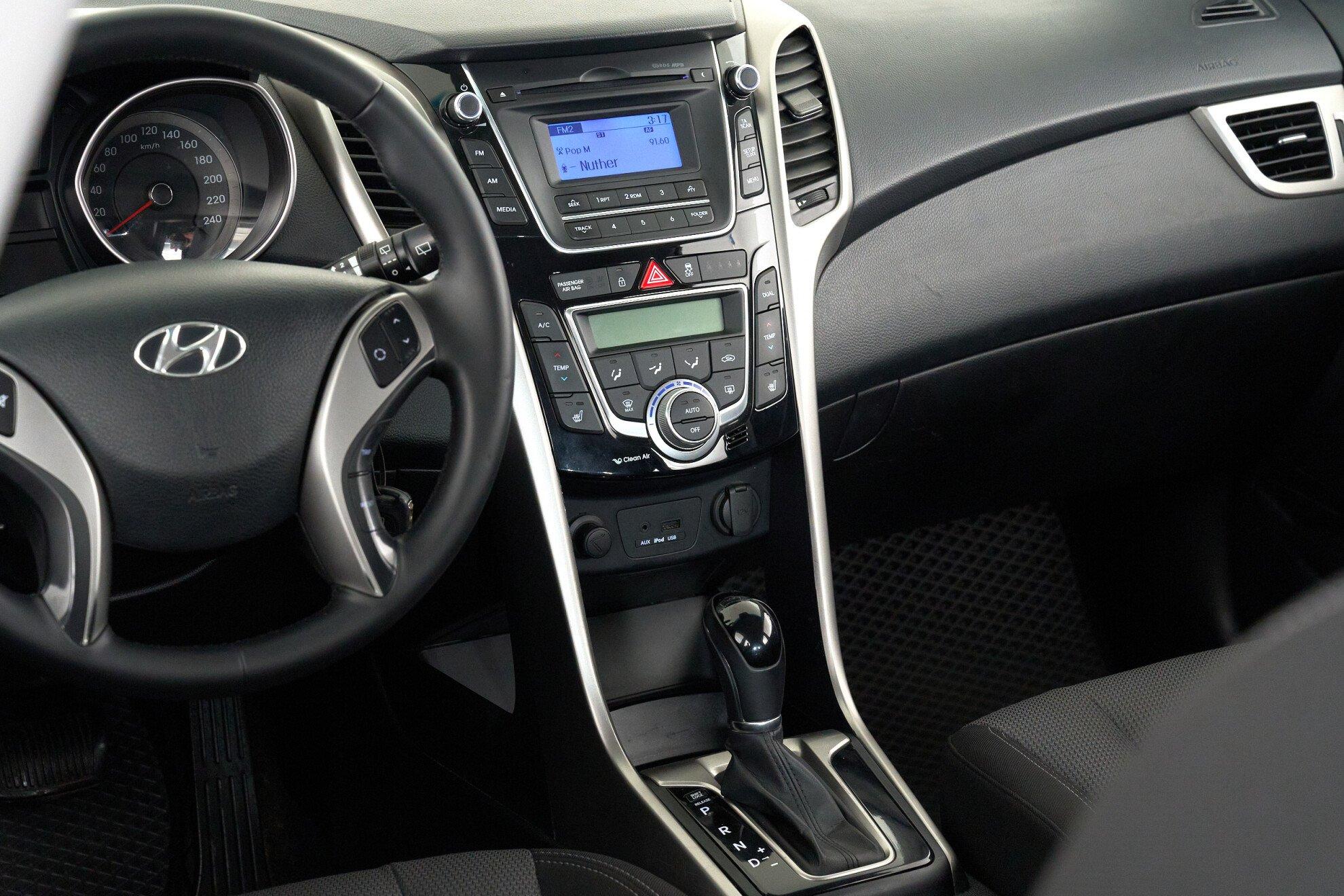 Hyundai i30 2014, коричневый