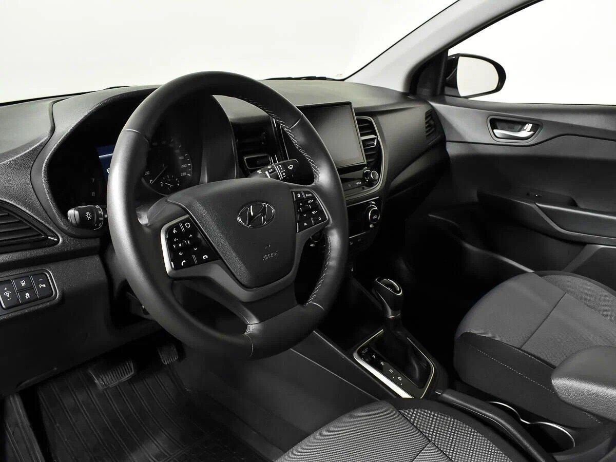 Hyundai Solaris 2020, черный