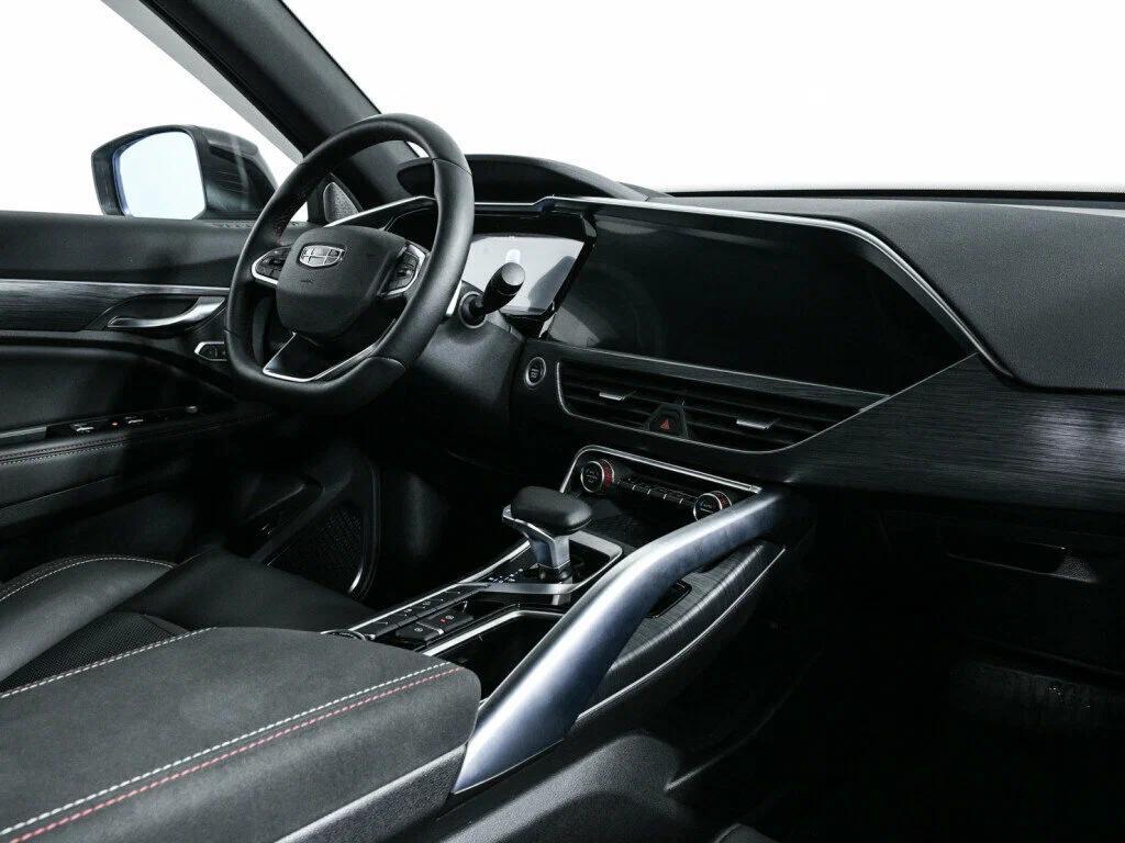 Geely Tugella 2024, белый