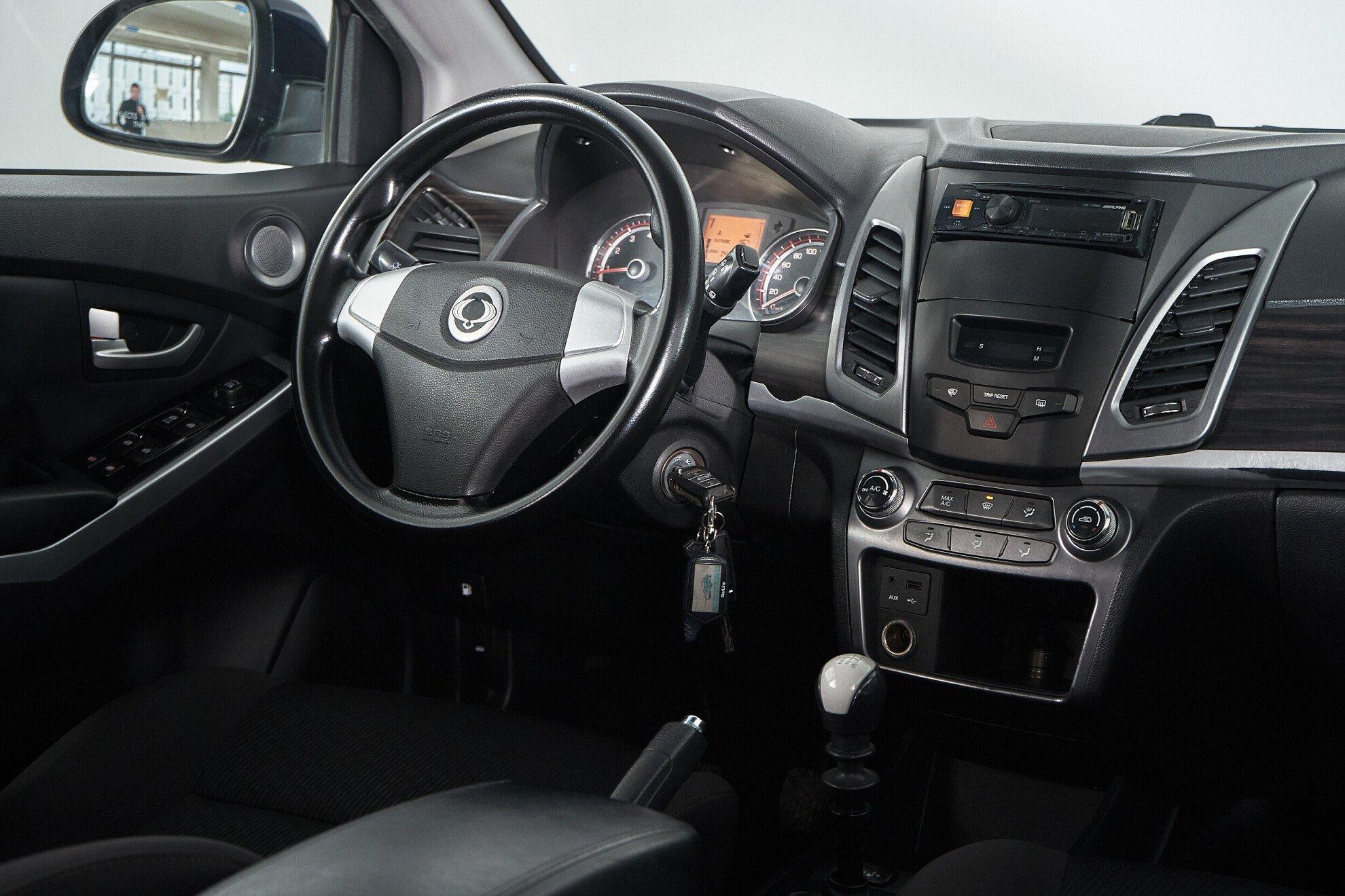 SsangYong Actyon 2013, синий