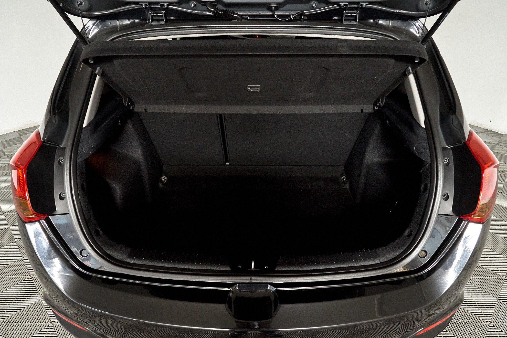 Kia Ceed 2014, черный
