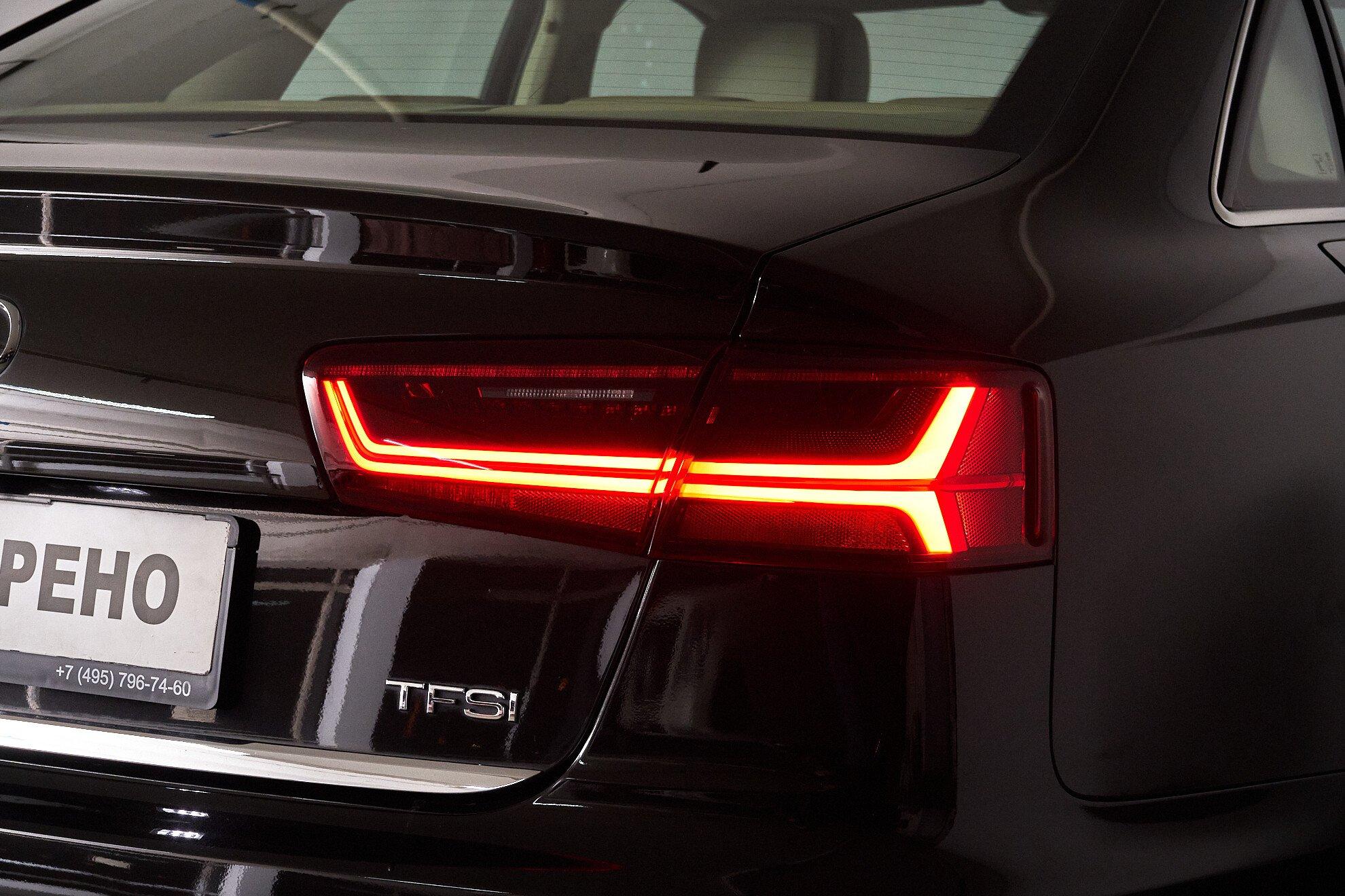 Audi A6 2017, черный