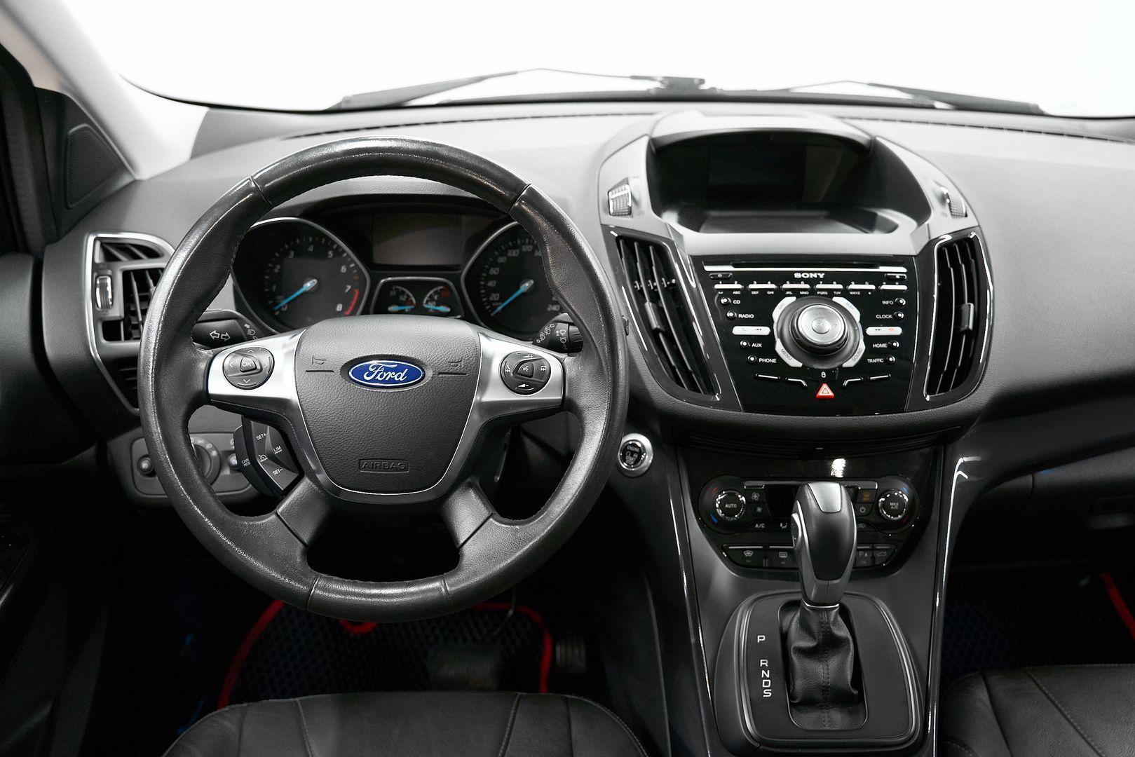 Ford Kuga 2014, черный
