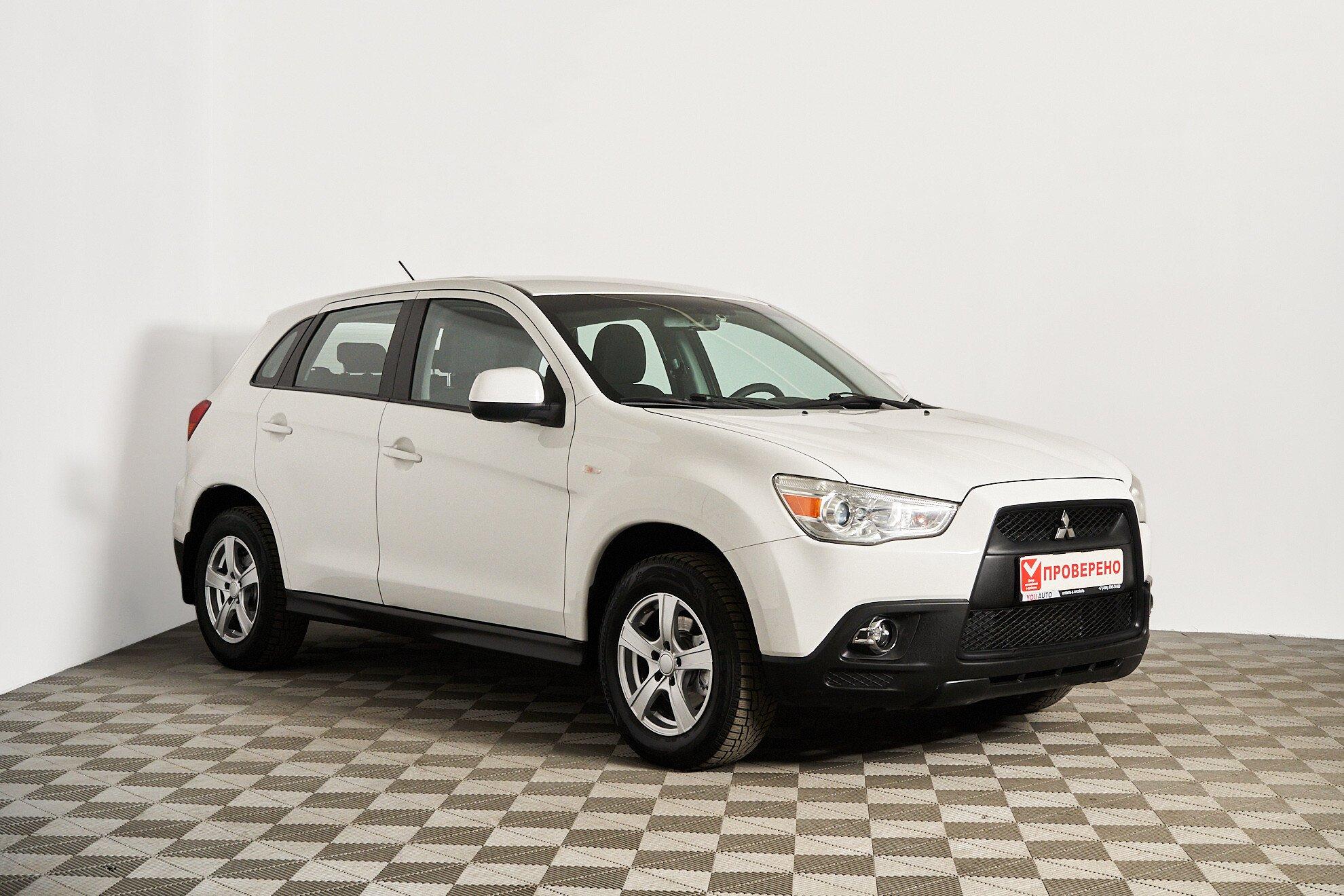 Mitsubishi ASX 2012, белый