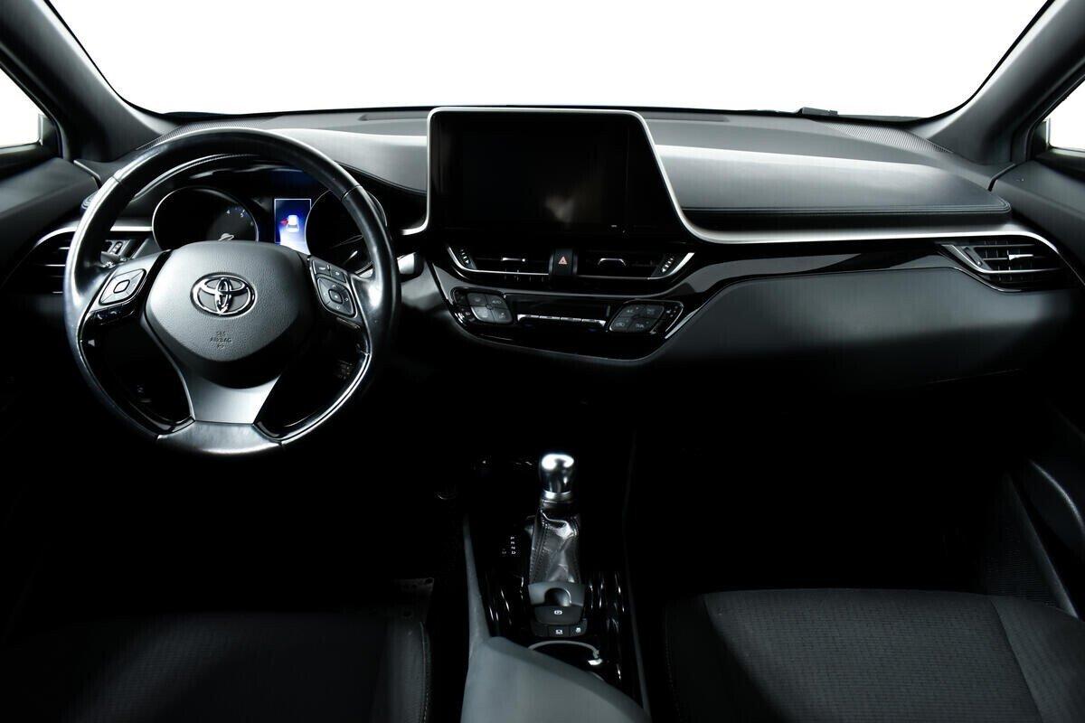 Toyota C-HR 2018, синий
