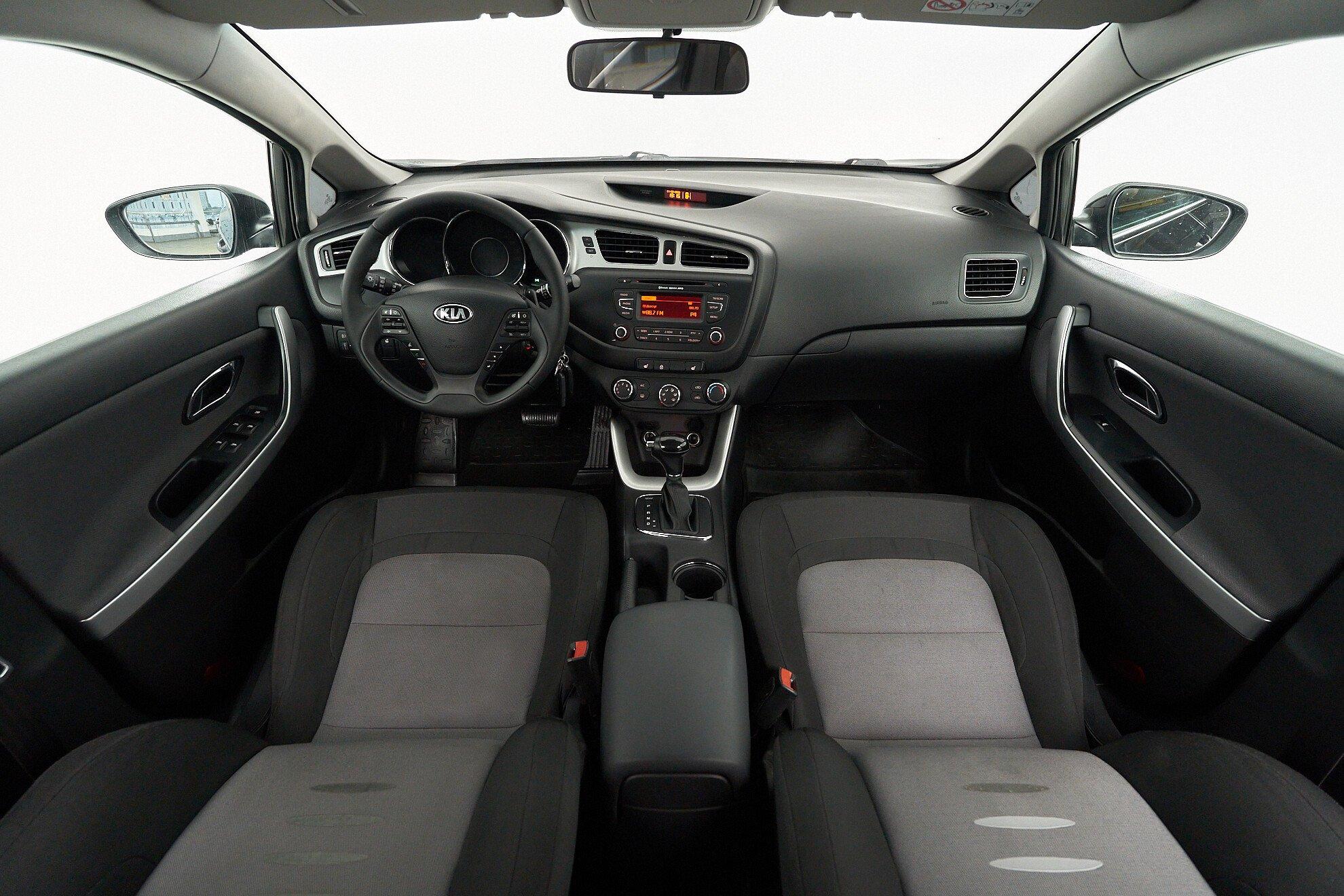 Kia Ceed 2014, черный