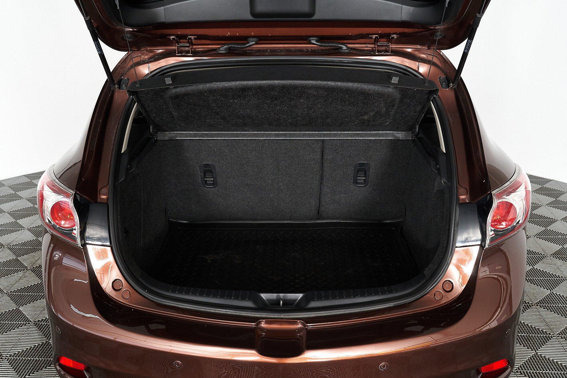 Mazda 3 2012, коричневый