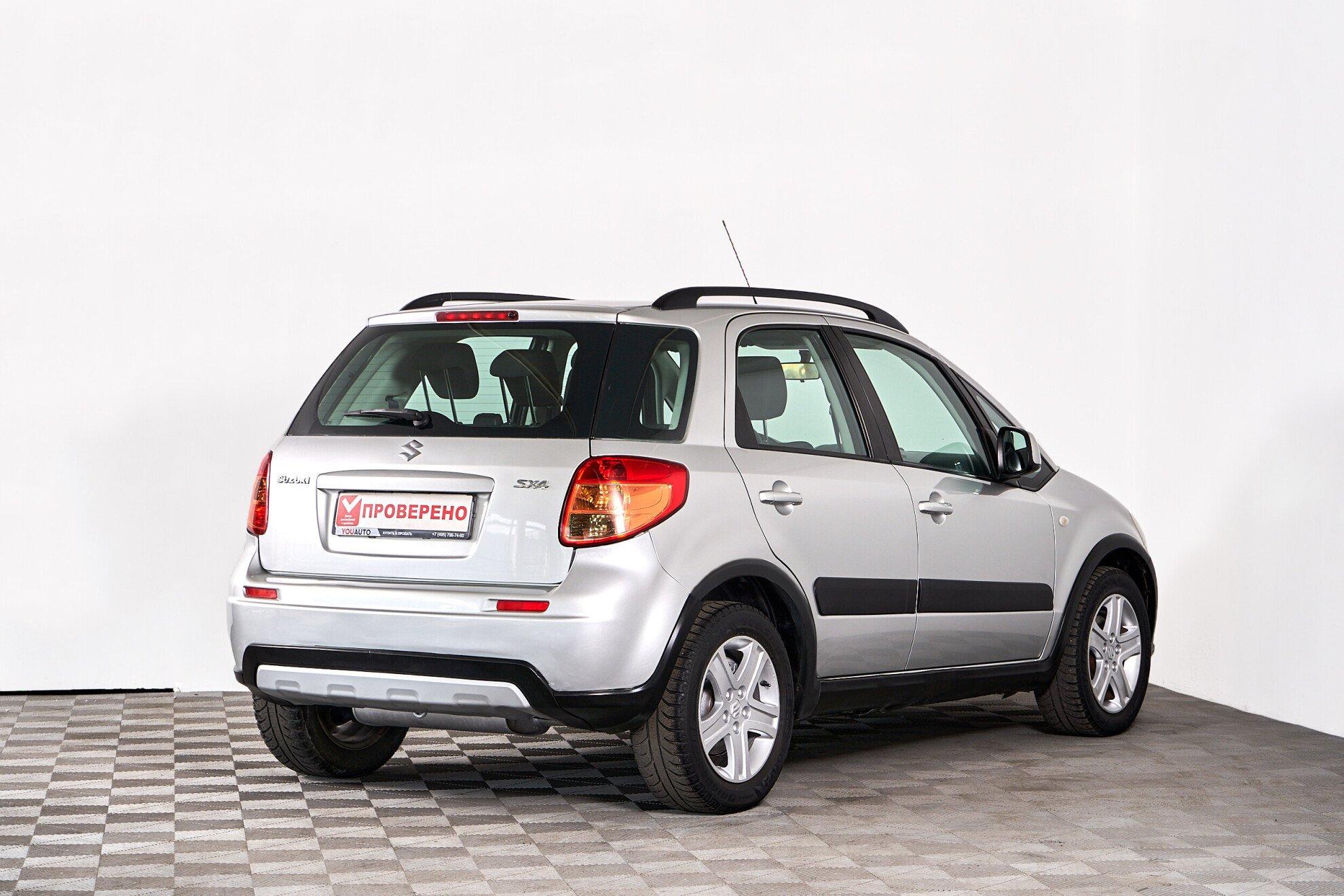 Suzuki SX4 2010, серебряный