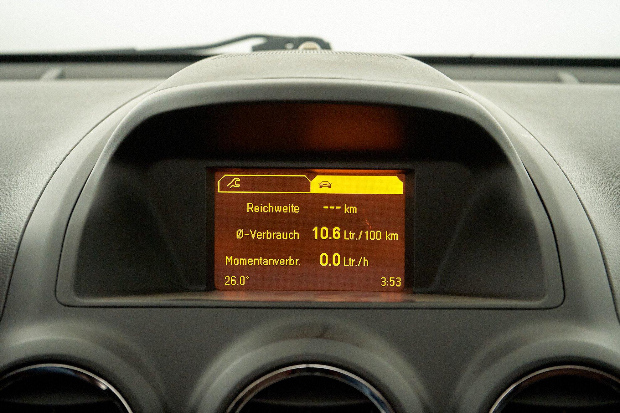 Opel Antara 2014, коричневый