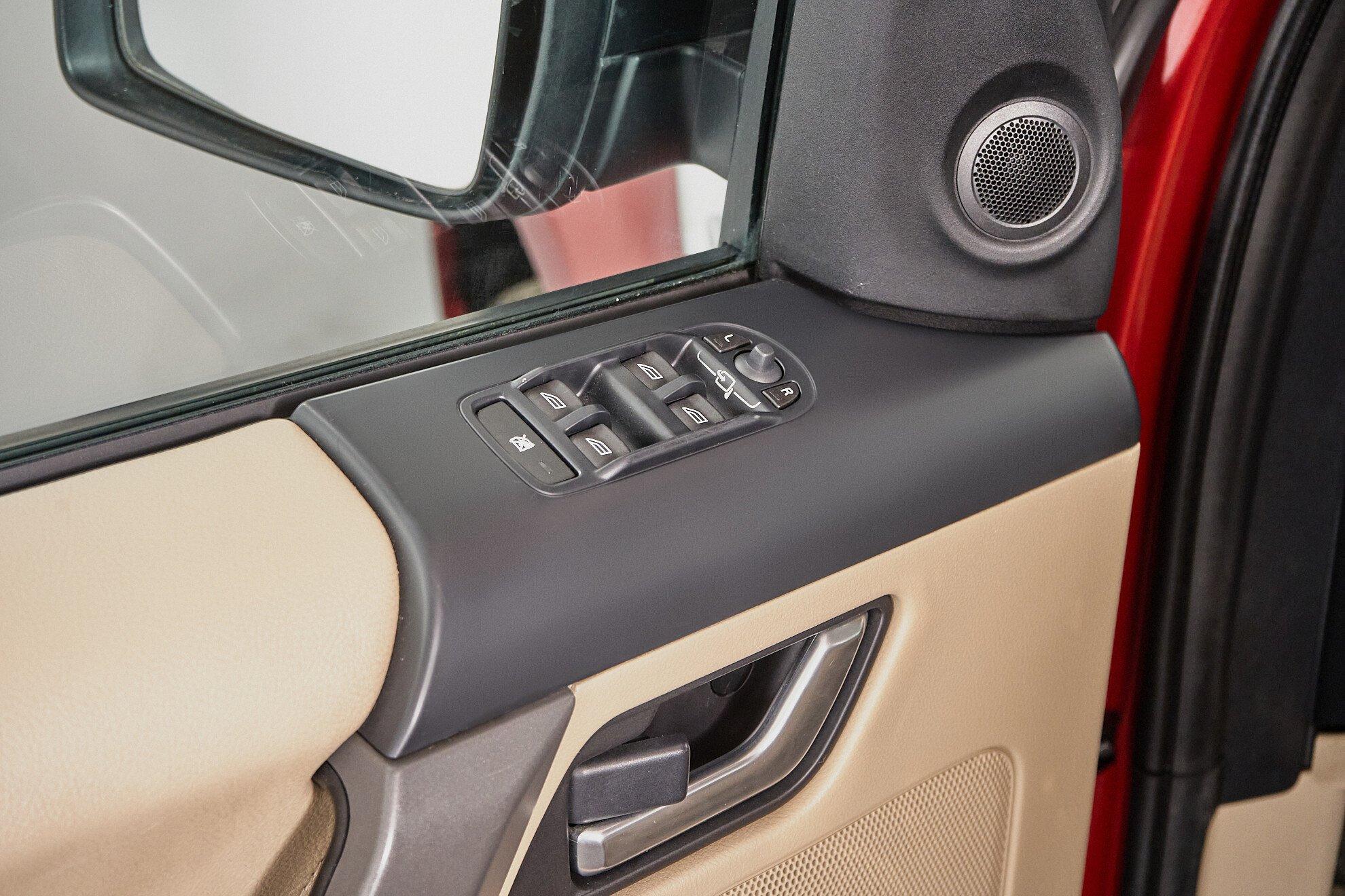 Land Rover Freelander 2009, красный