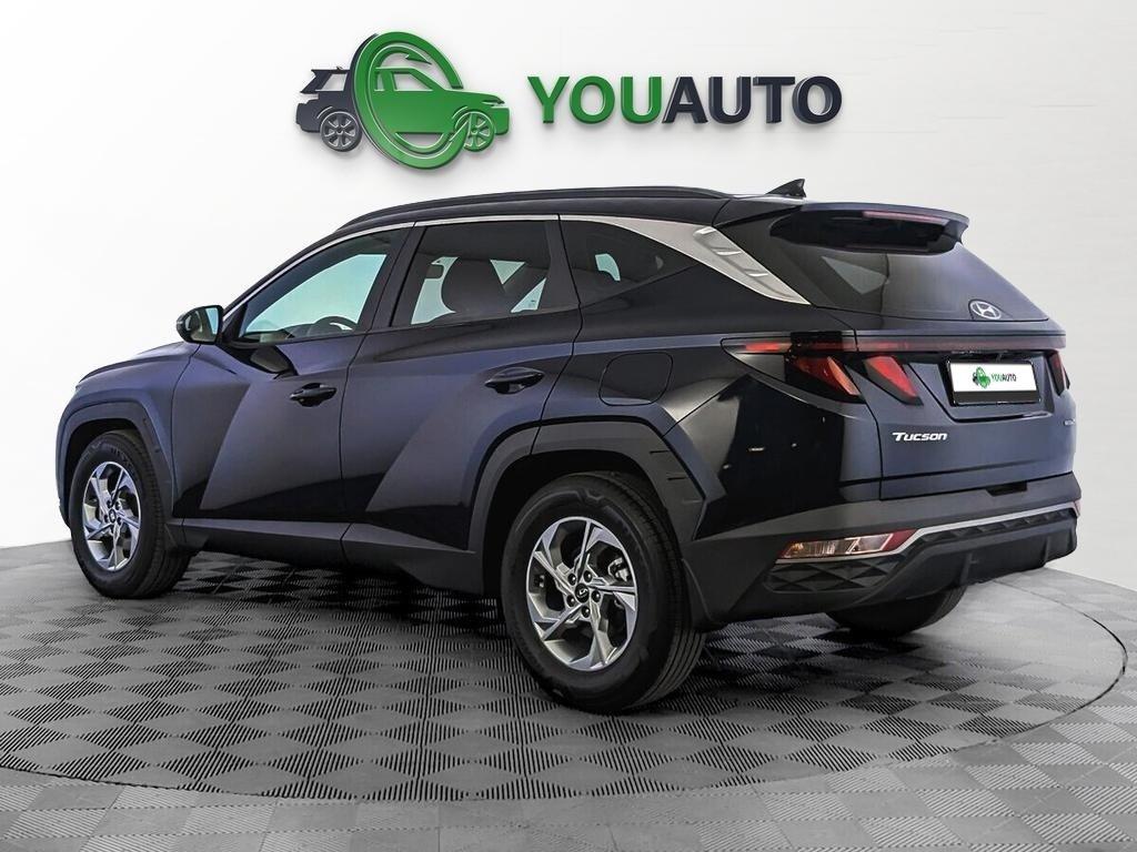 Hyundai Tucson 2022, синий