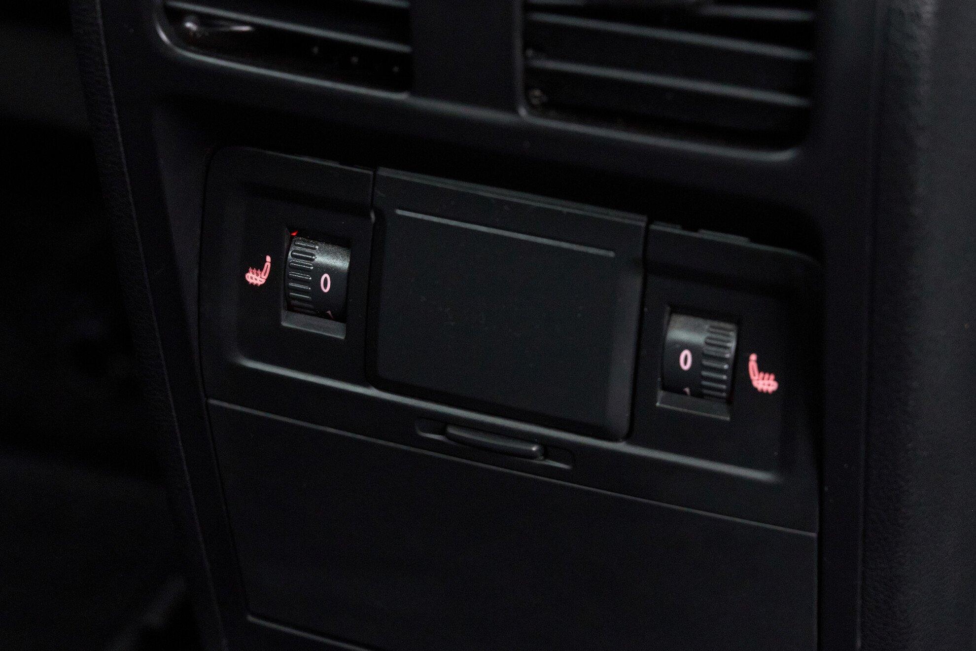 Volkswagen Passat 2011, белый