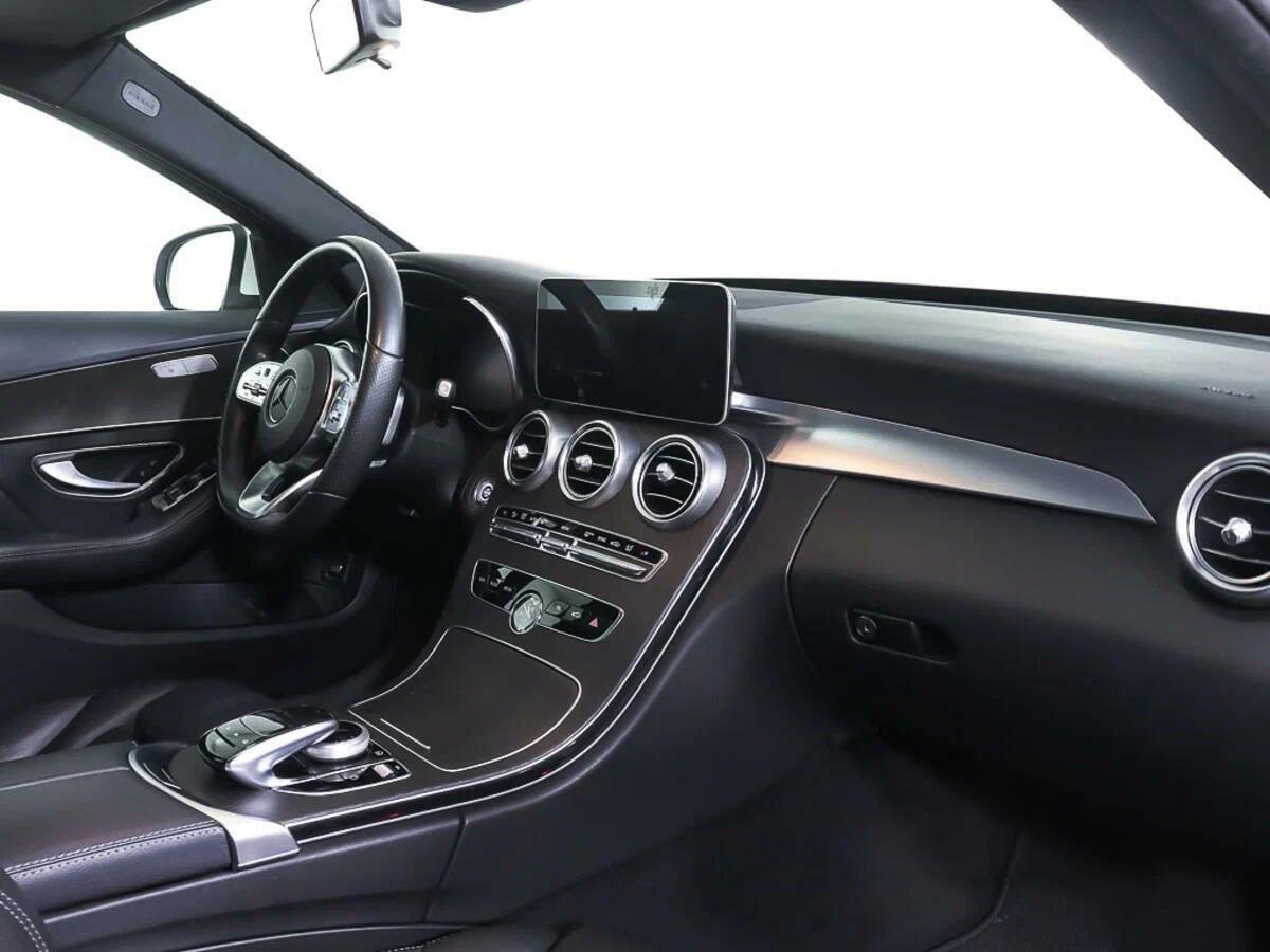 Mercedes-Benz C-Класс 2020, белый
