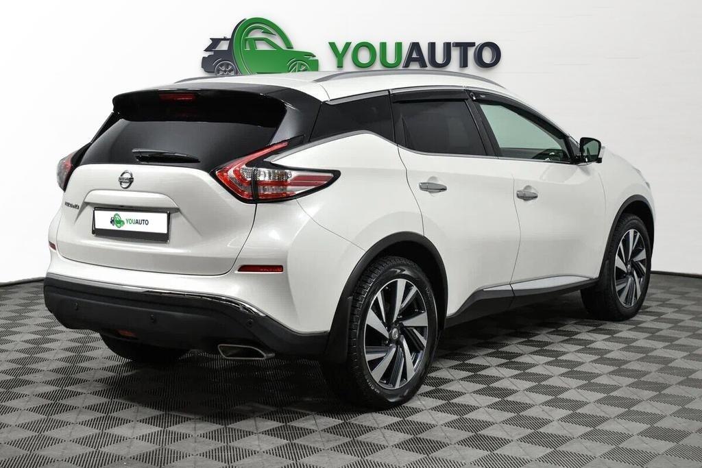 Nissan Murano 2019, белый