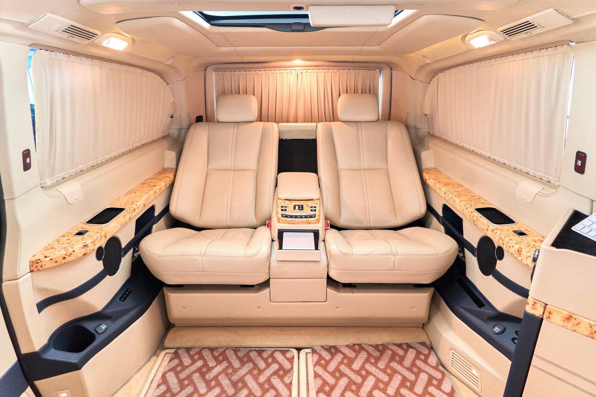 Mercedes-Benz Viano 2012, черный