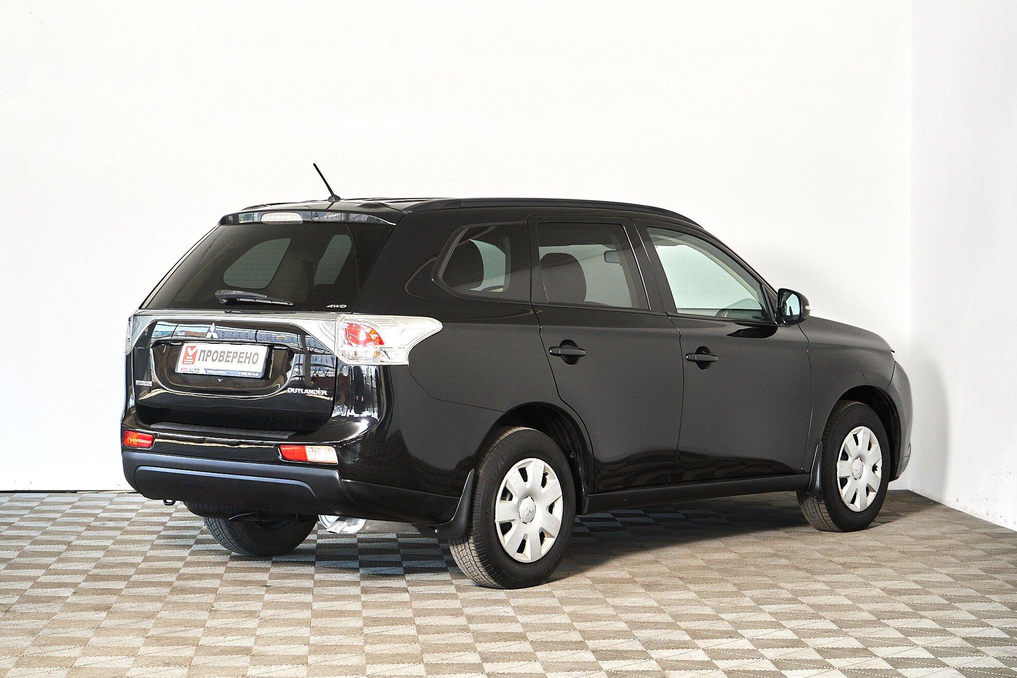 Mitsubishi Outlander 2012, черный