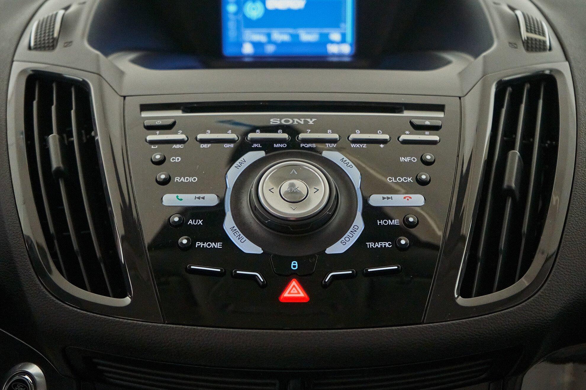Ford Kuga 2013, коричневый
