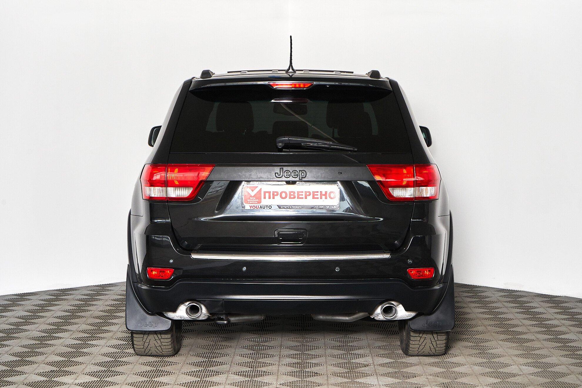 Jeep Grand Cherokee 2011, черный