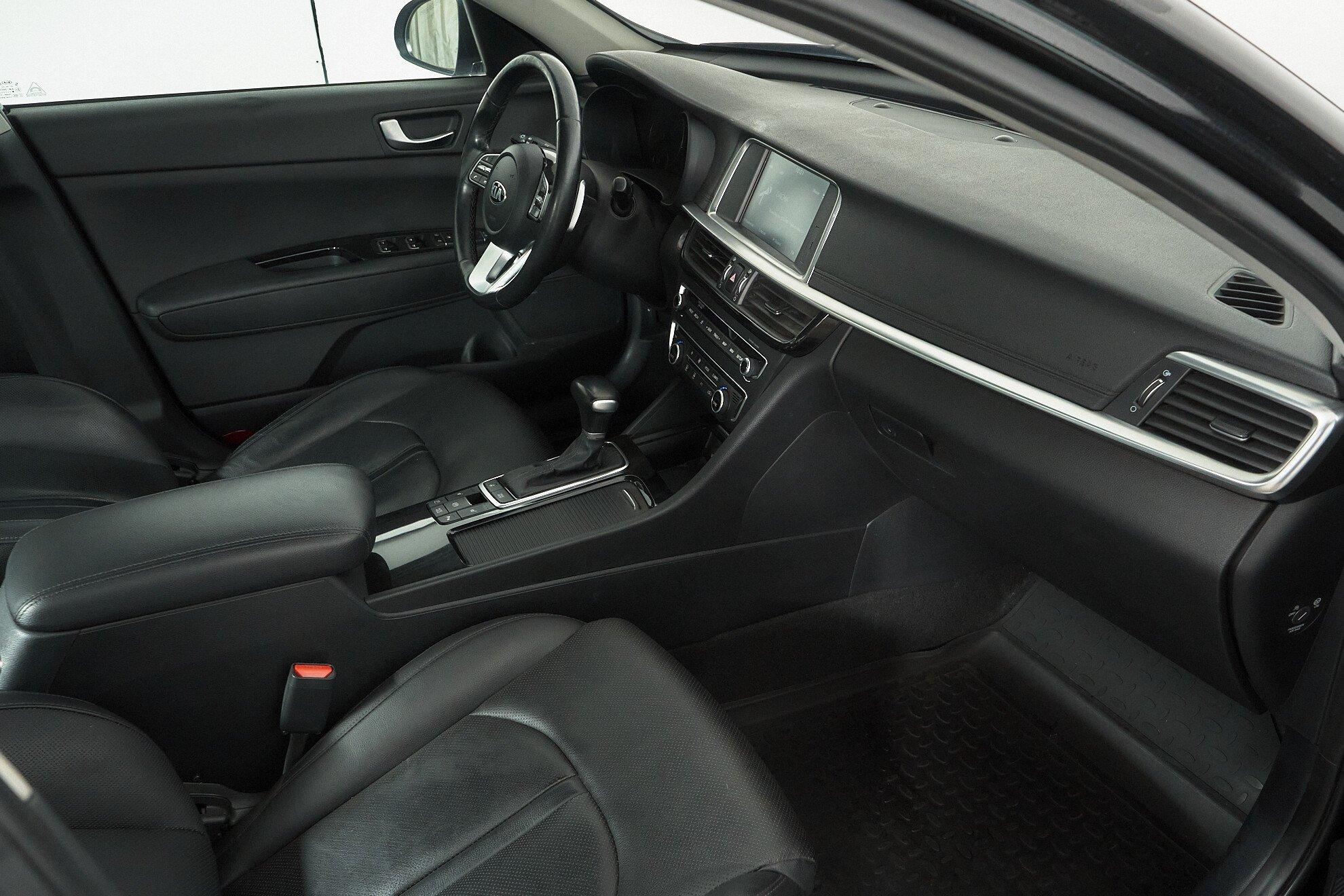 Kia Optima 2020, черный