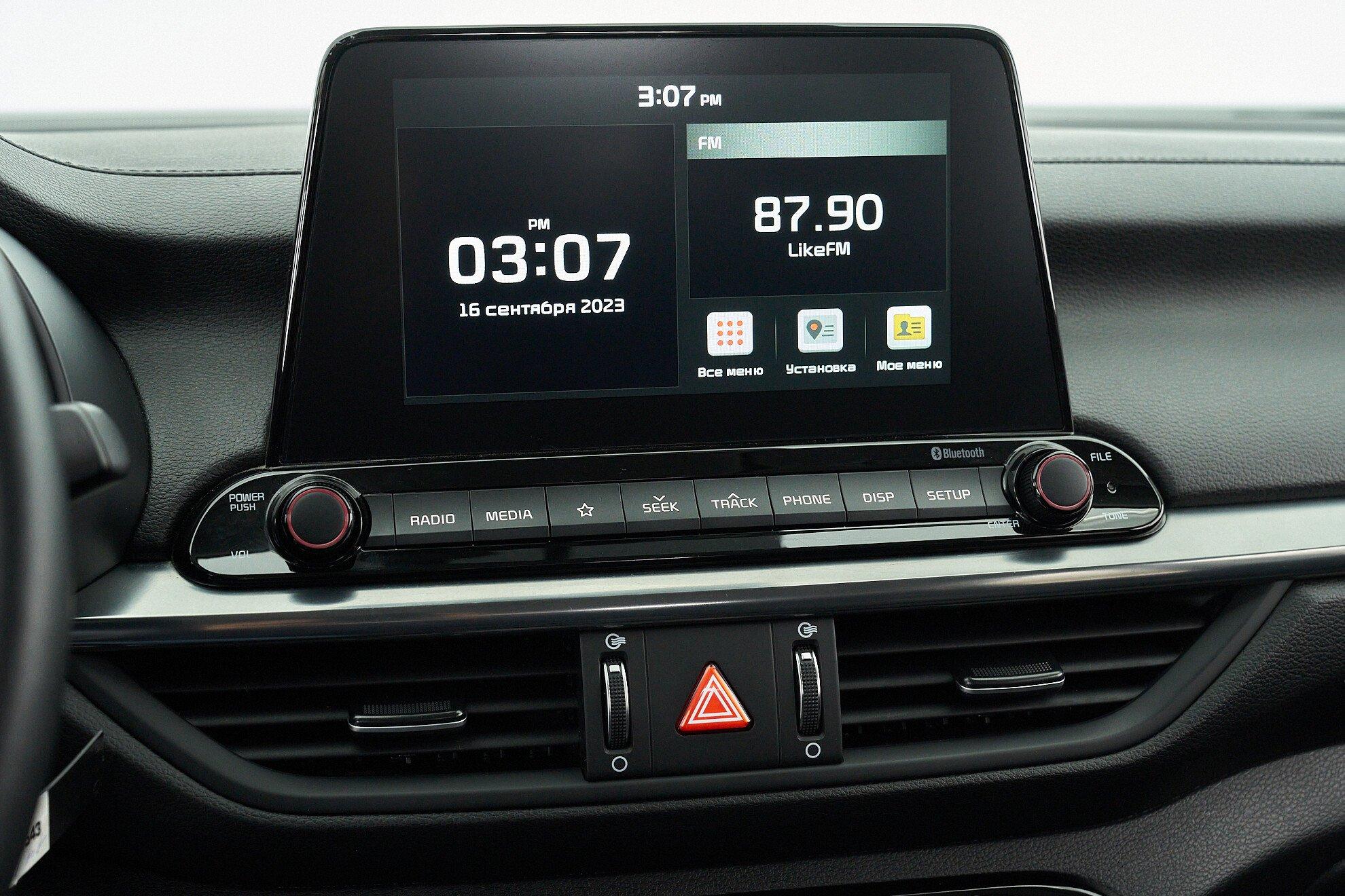 Kia Cerato 2019, белый