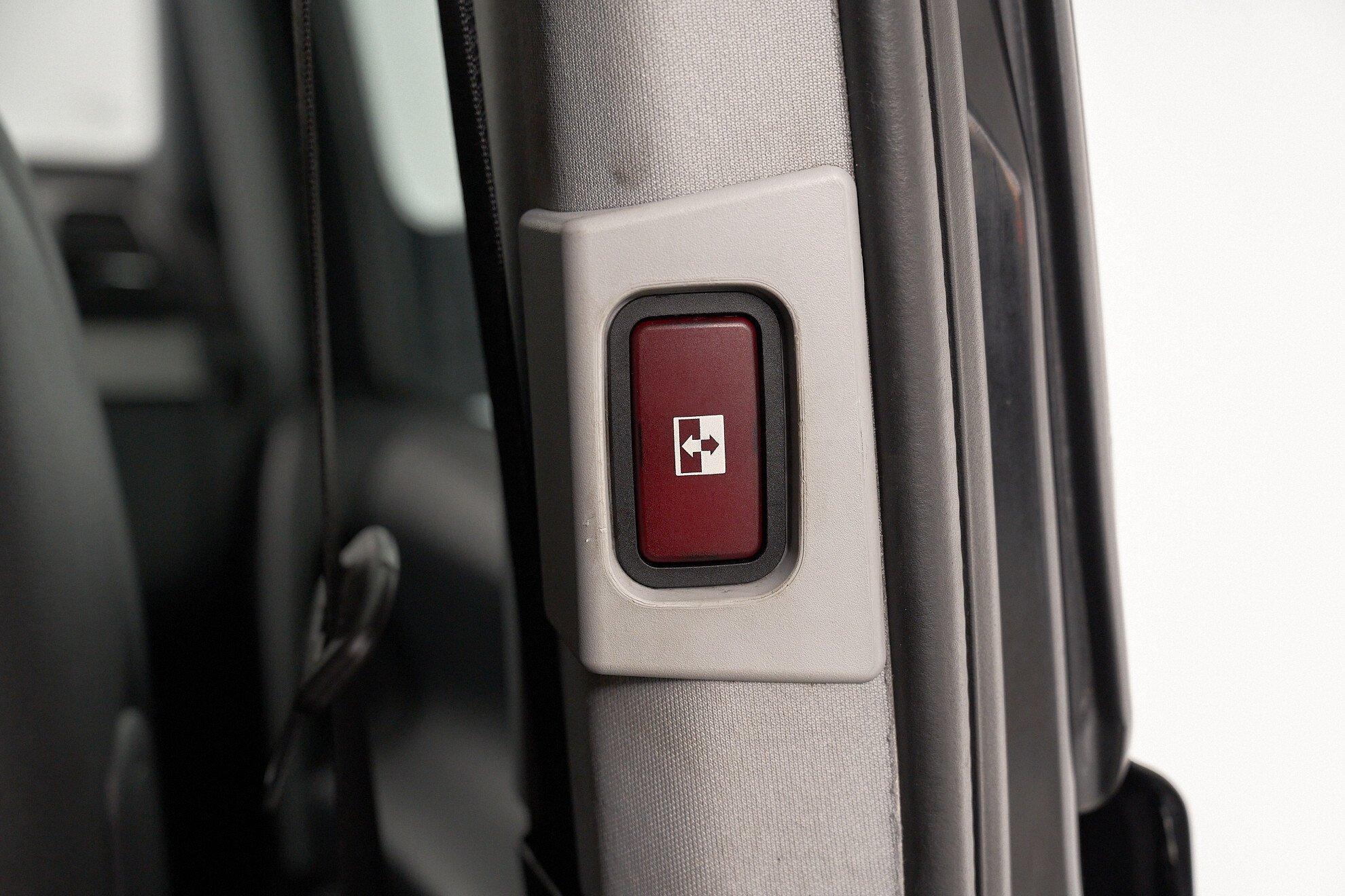Mercedes-Benz Viano 2012, черный