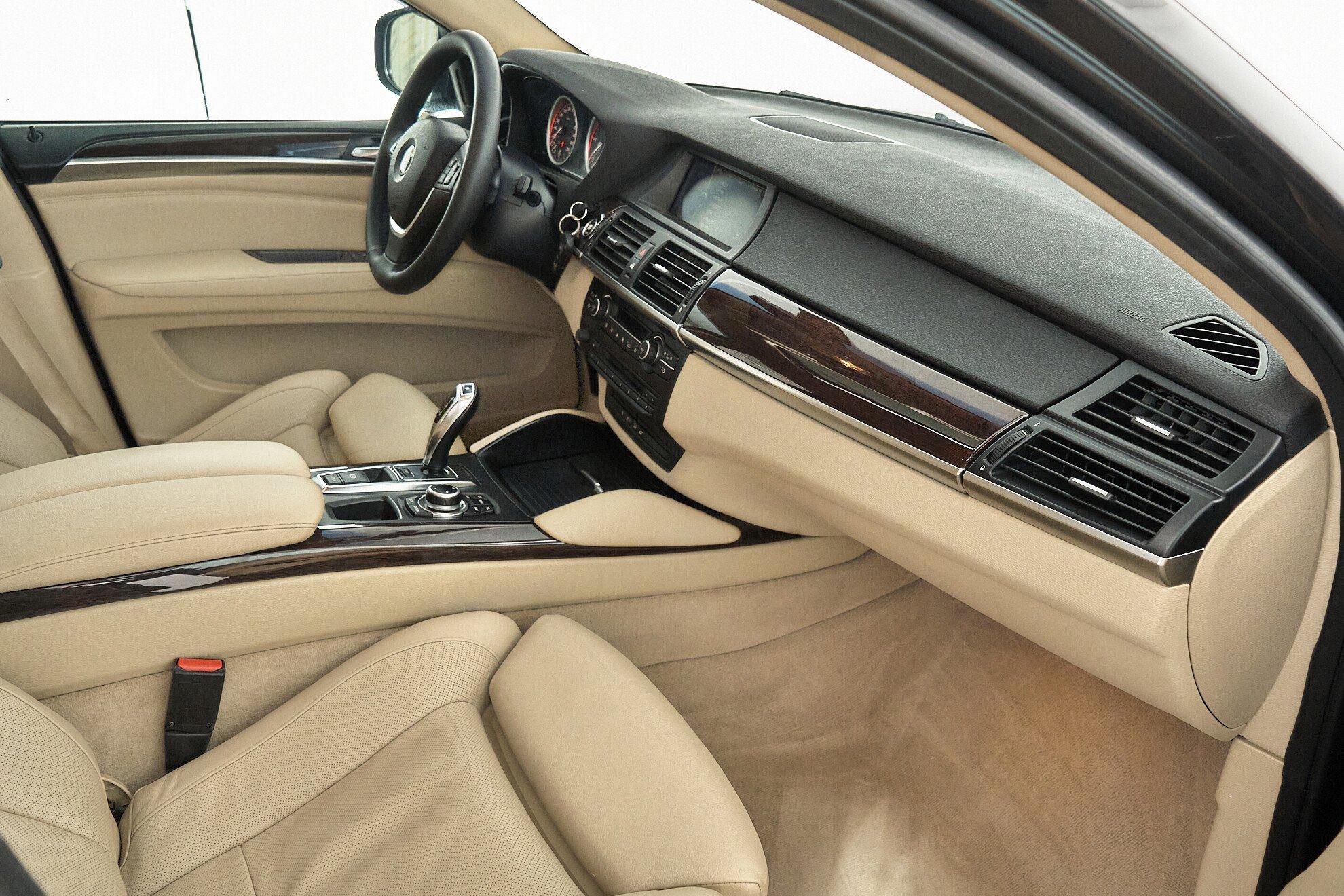 BMW X6 2010, черный