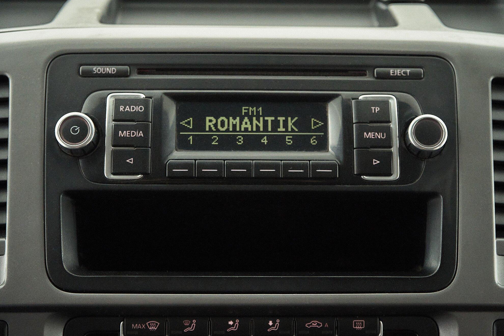 Volkswagen Caravelle 2011, черный