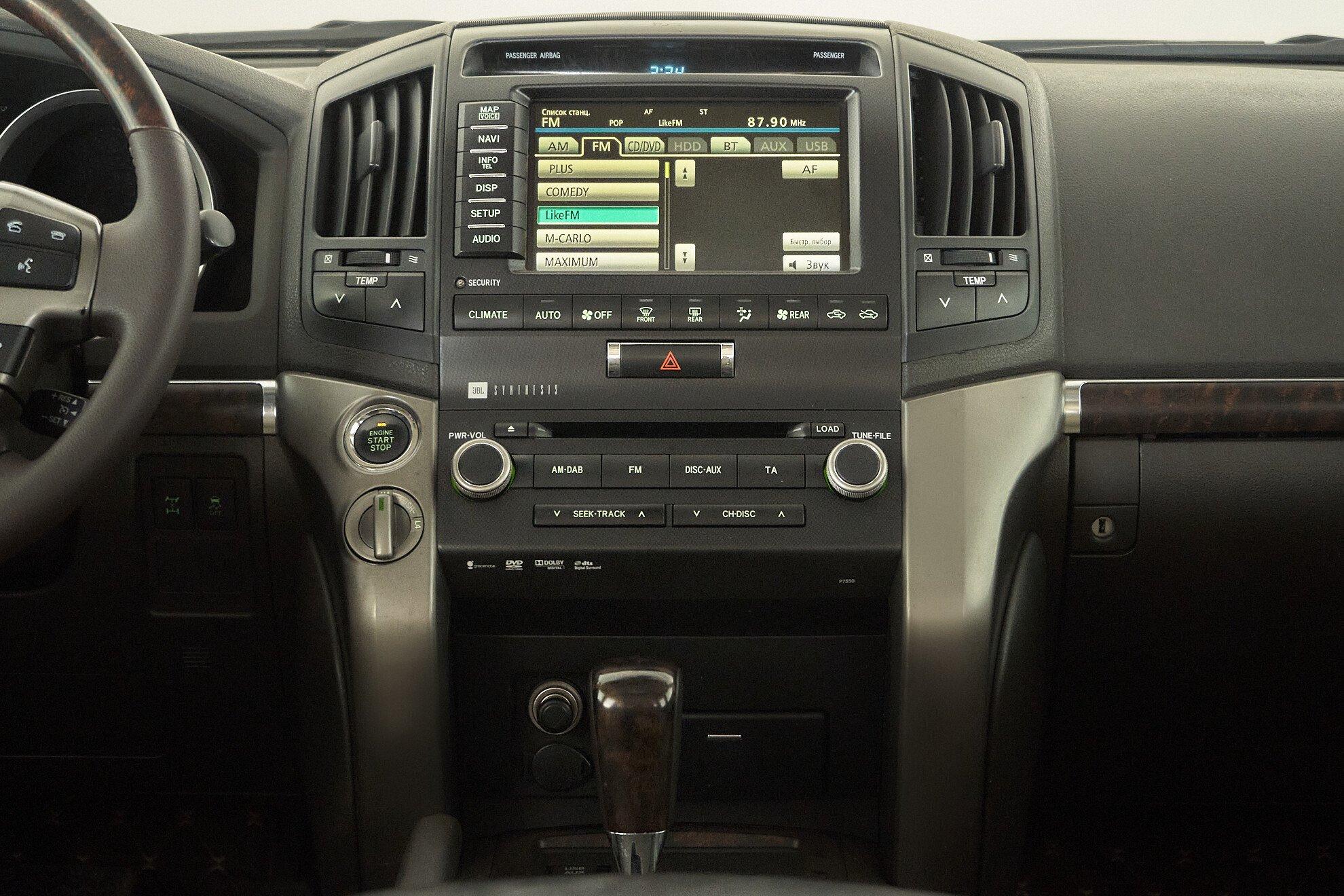 Toyota Land Cruiser 2010, черный