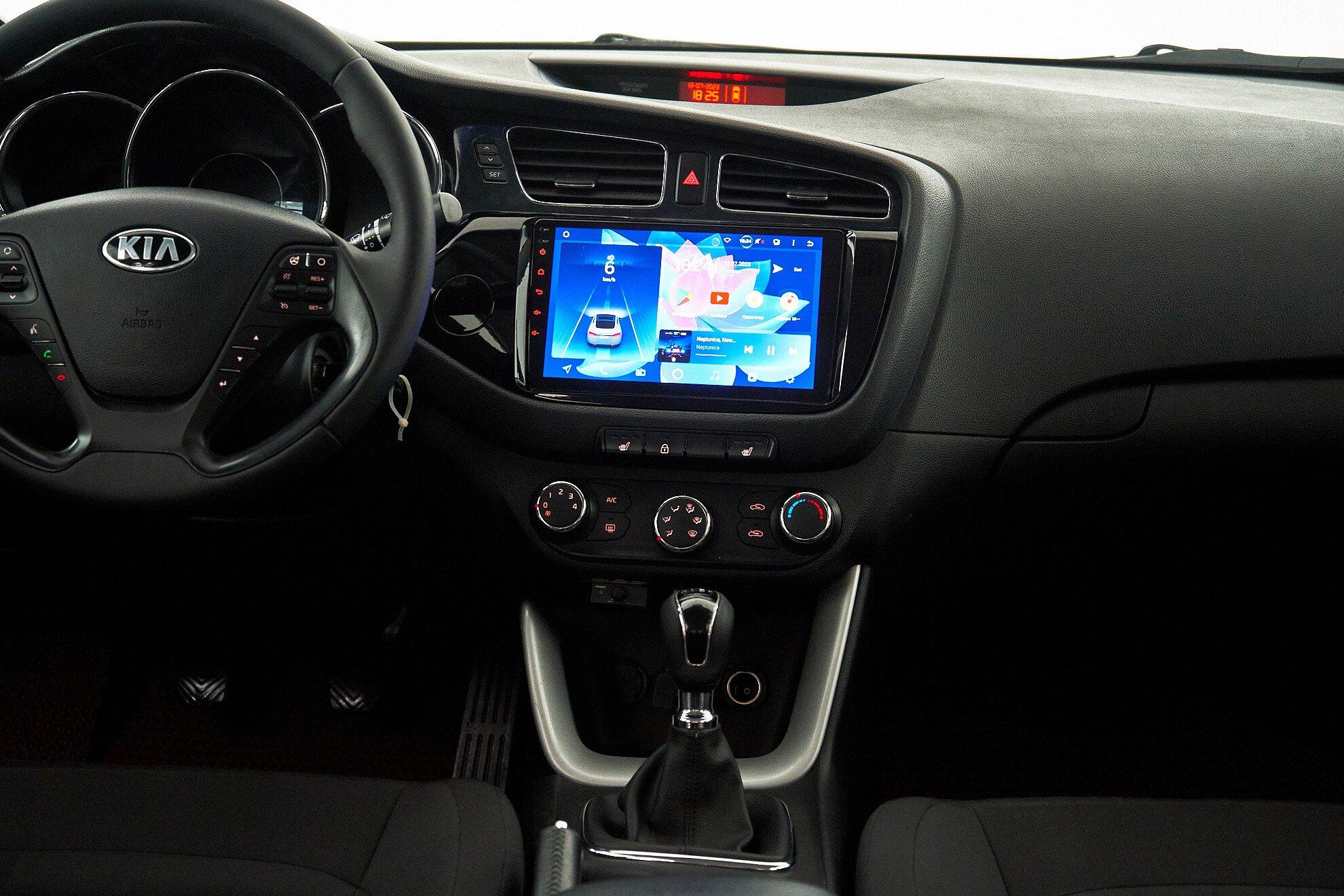 Kia Ceed 2012, красный
