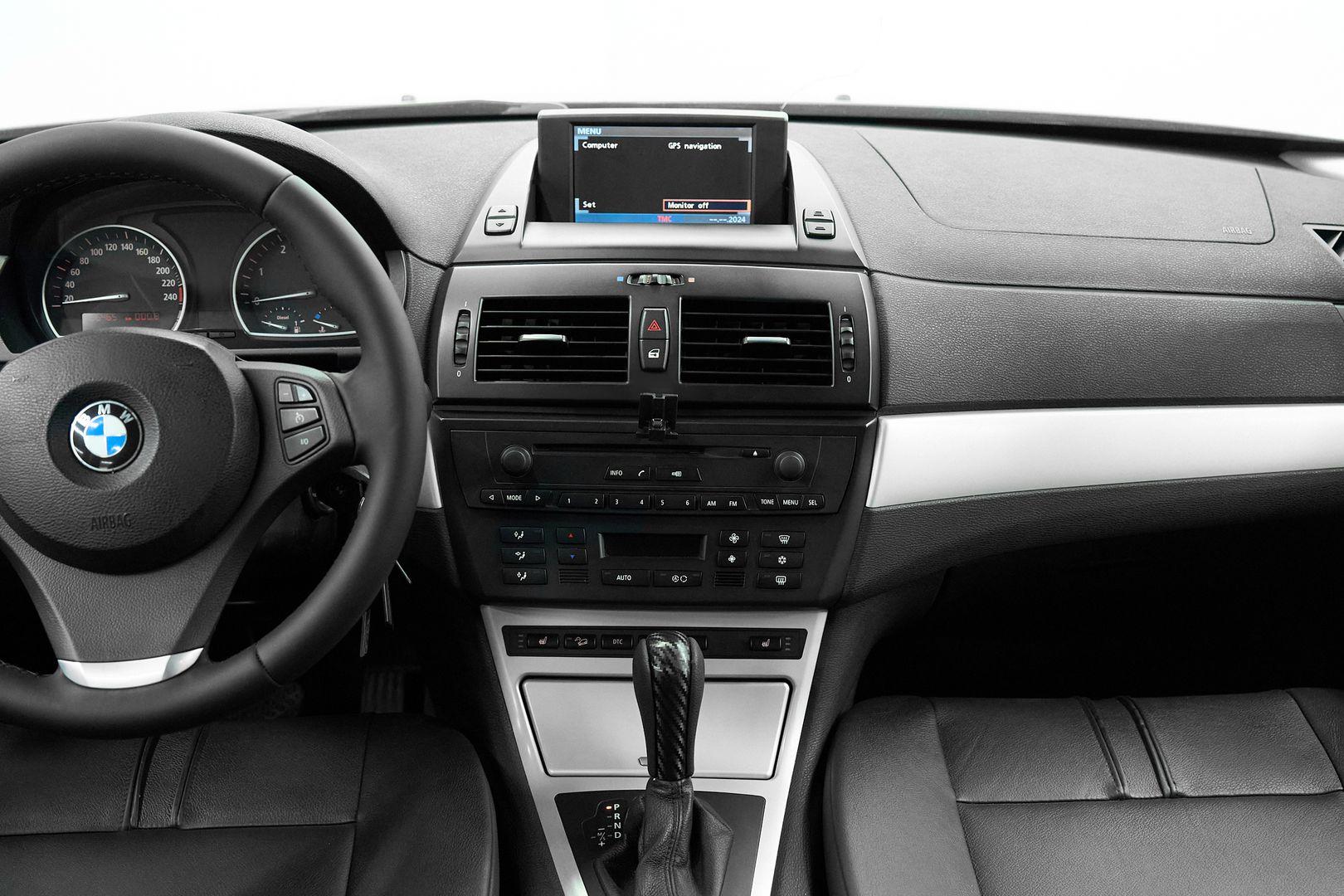 BMW X3 2009, серый