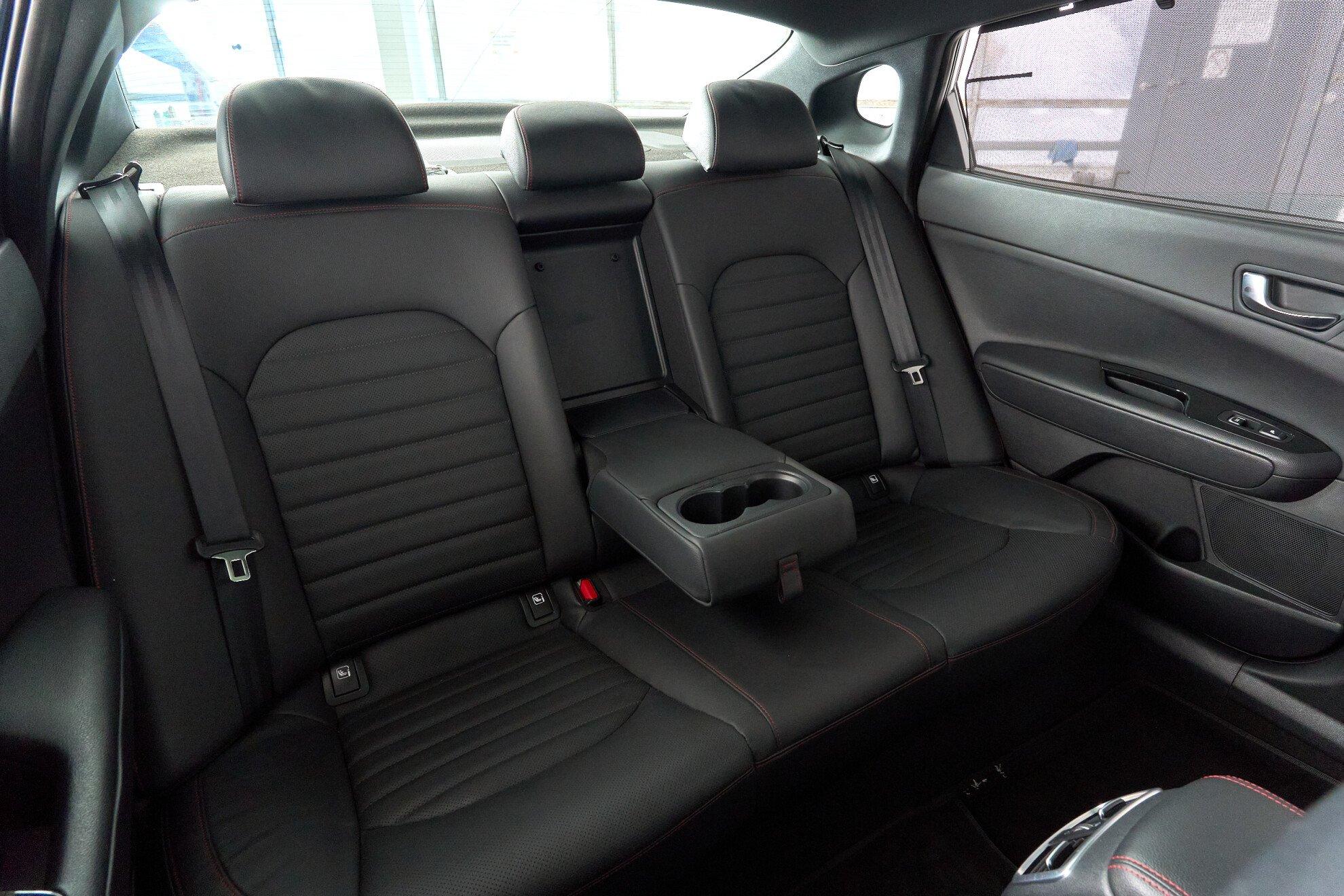Kia Optima 2018, синий