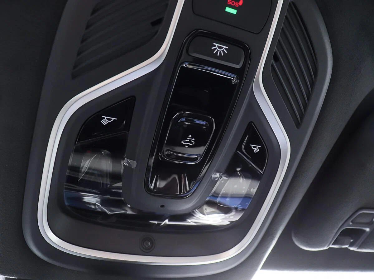 Geely Monjaro 2024, белый