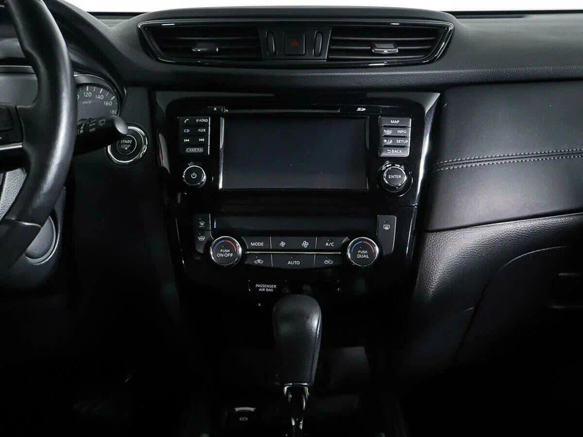 Nissan X-Trail 2021, черный