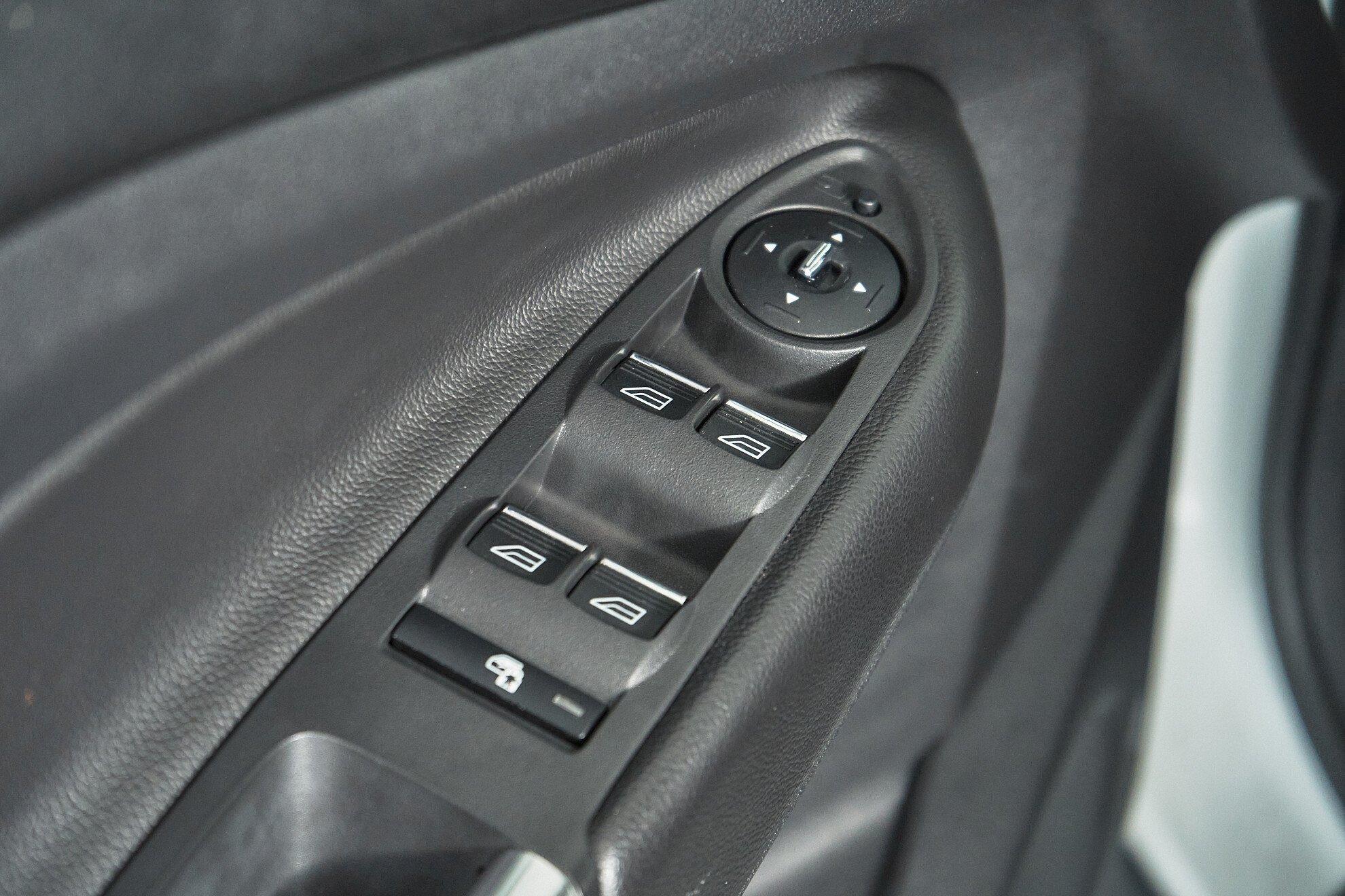 Ford Kuga 2014, белый