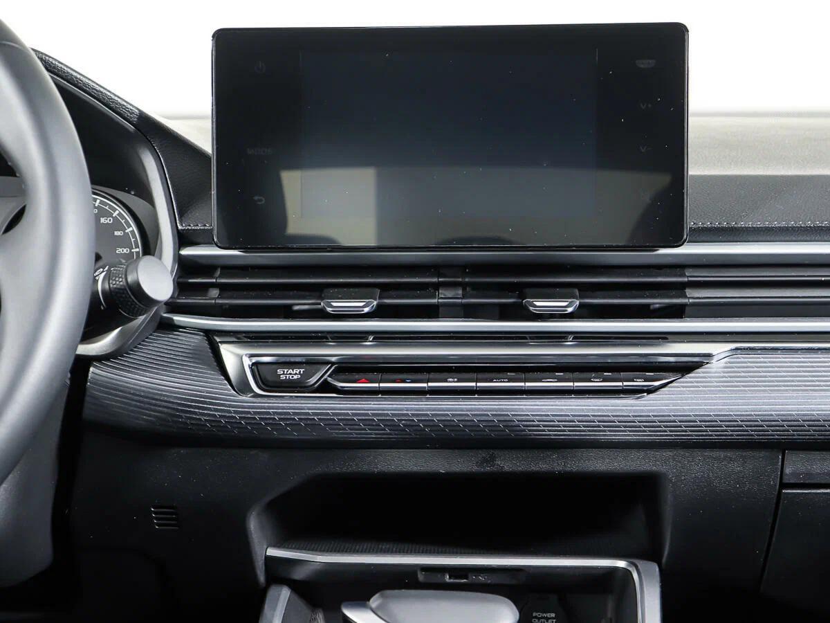 Geely Emgrand 2023, серый